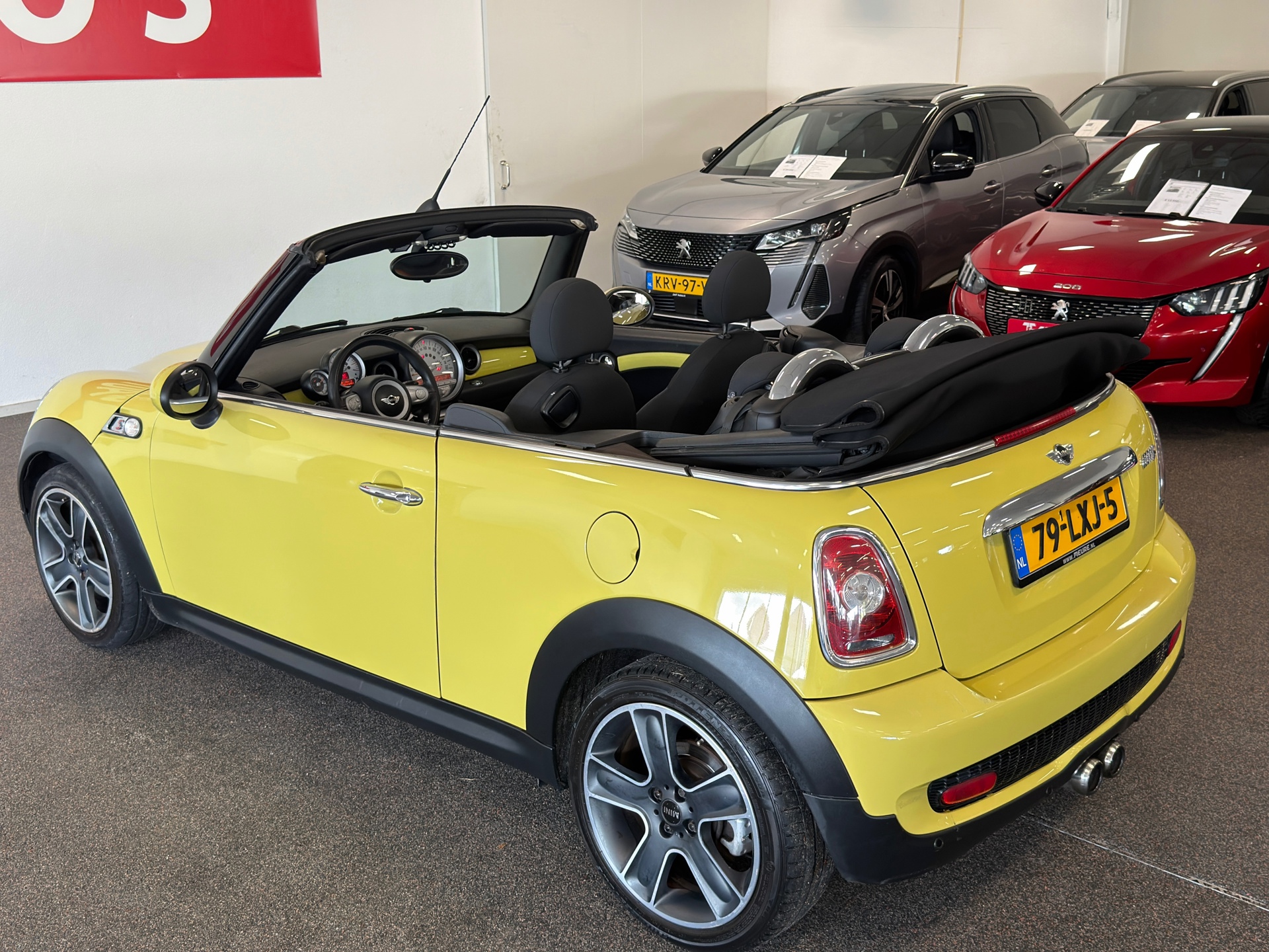 Foto van Mini Cooper Cabrio