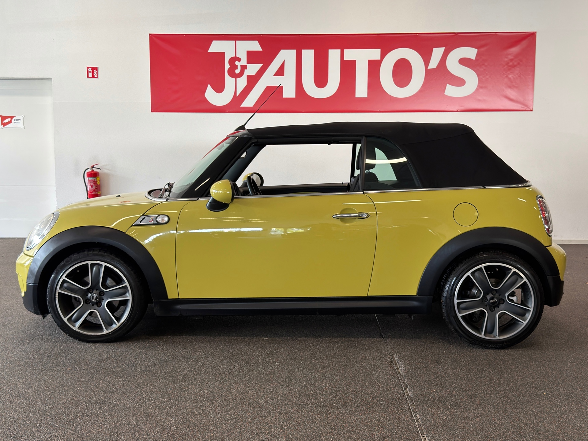 Foto van Mini Cooper Cabrio