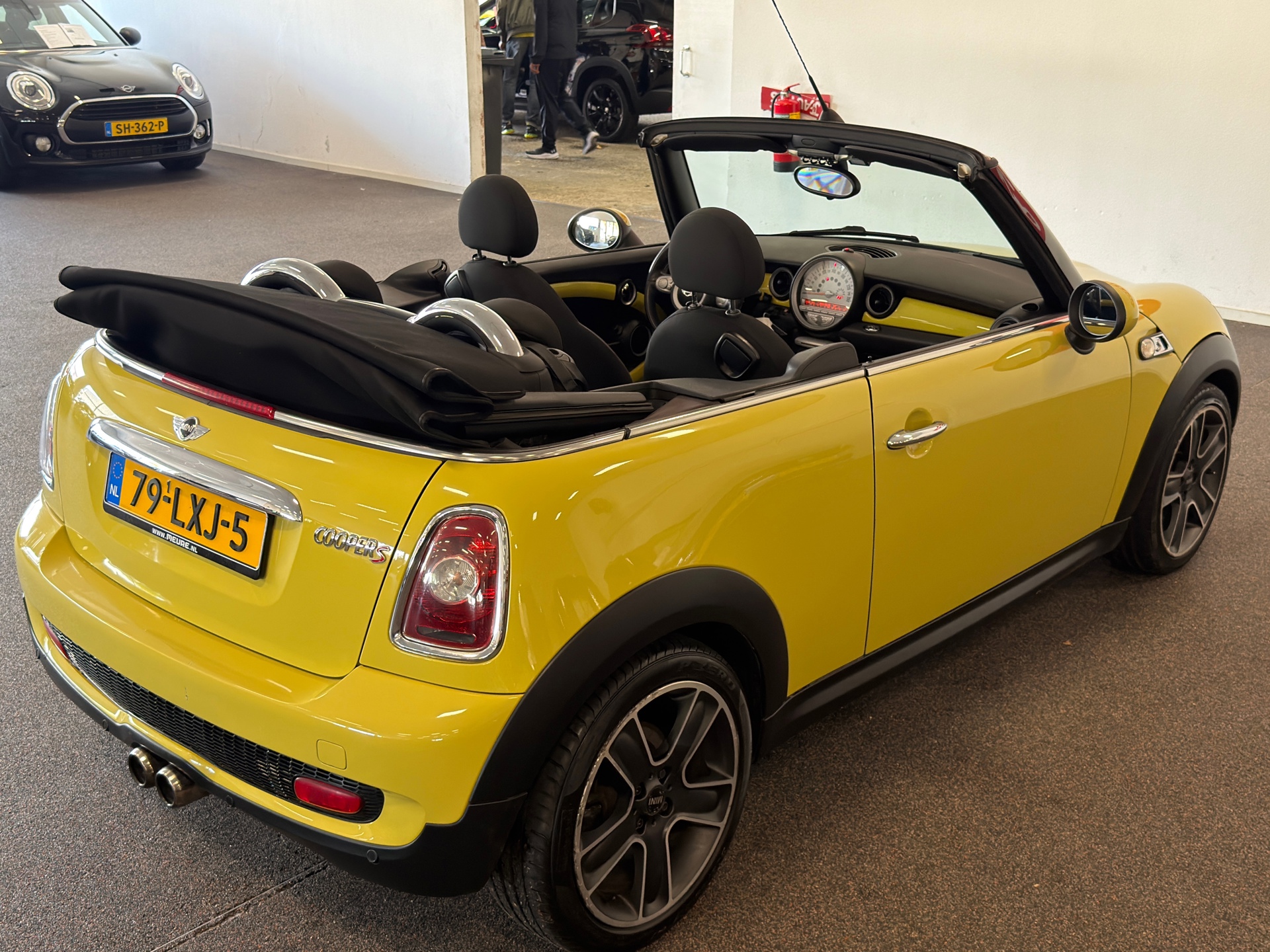 Foto van Mini Cooper Cabrio