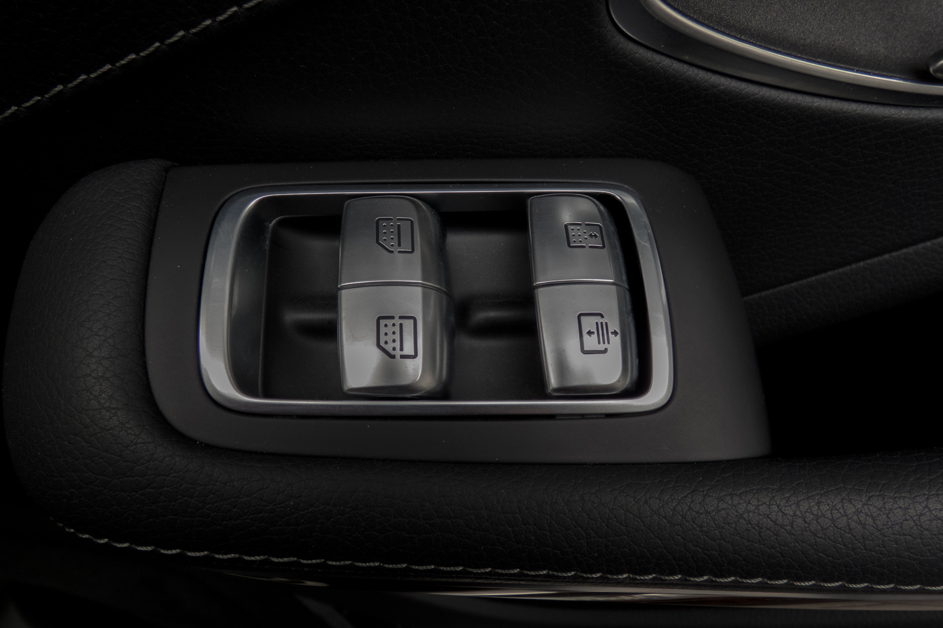 Foto van Mercedes-Benz S 500 4Matic