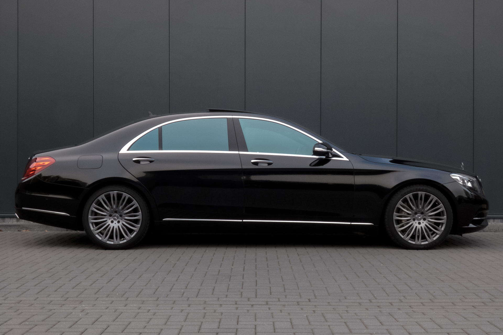 Foto van Mercedes-Benz S 500 4Matic