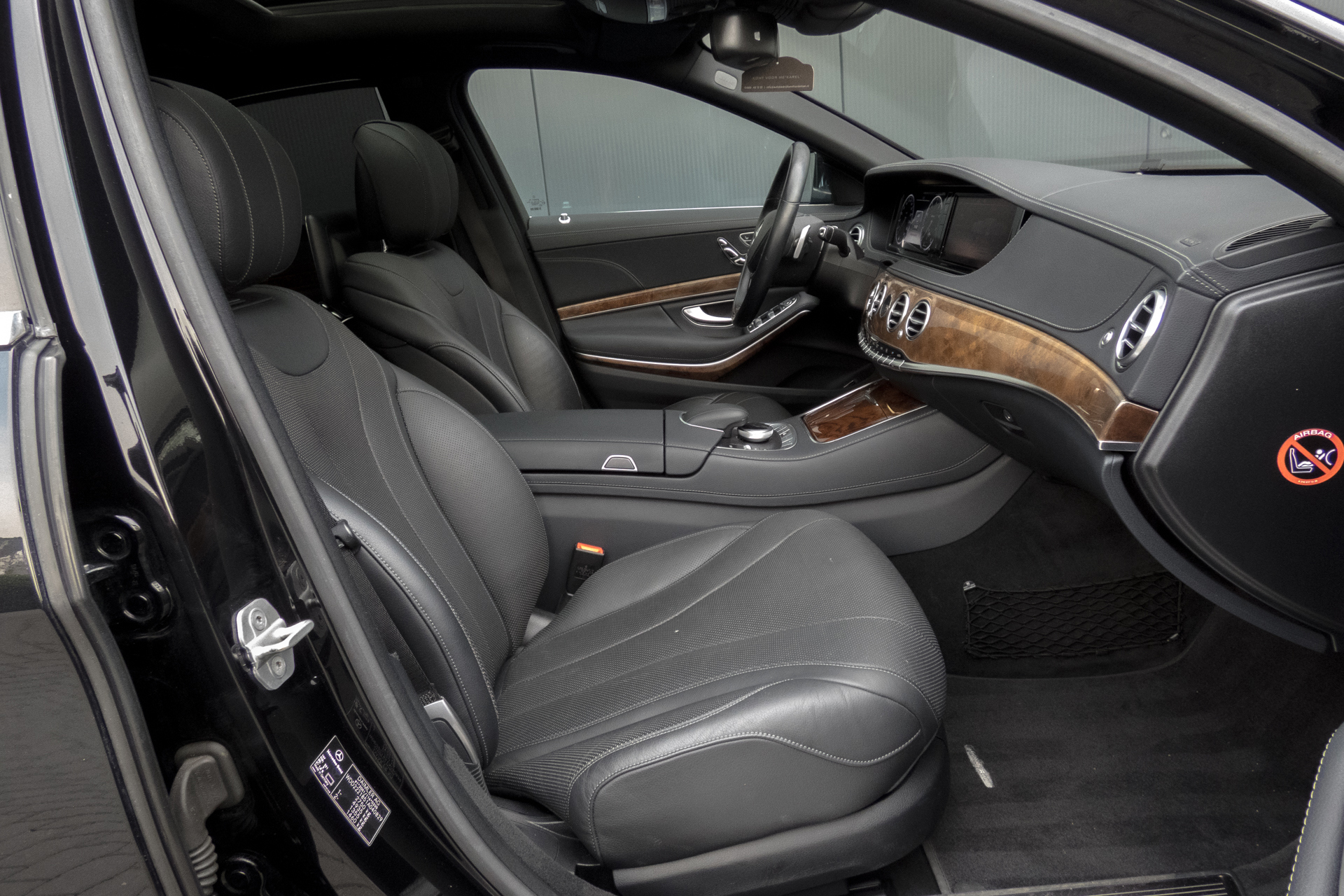 Foto van Mercedes-Benz S 500 4Matic
