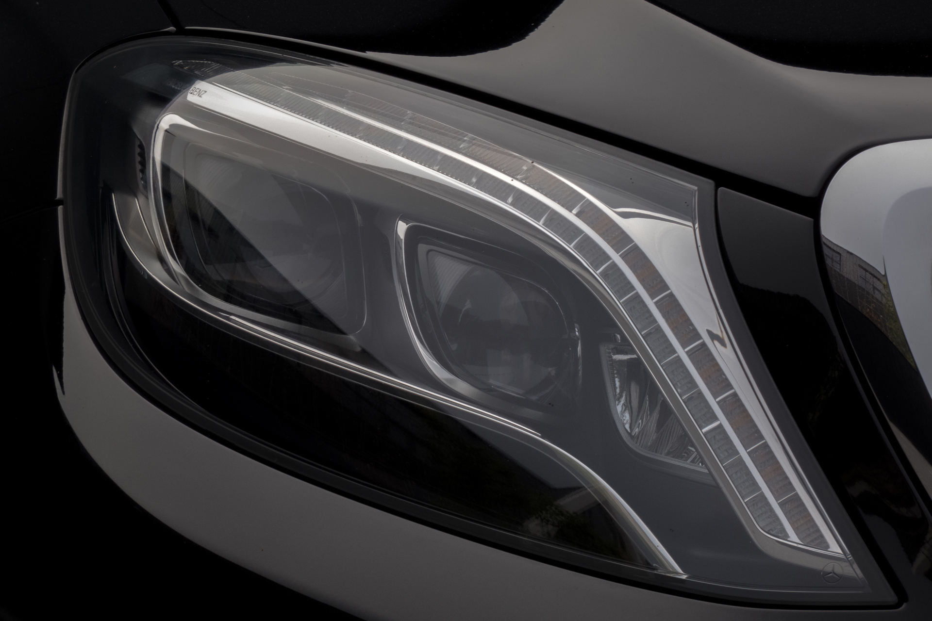 Foto van Mercedes-Benz S 500 4Matic
