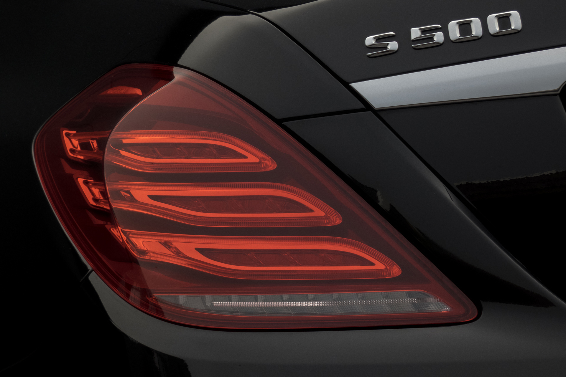 Foto van Mercedes-Benz S 500 4Matic