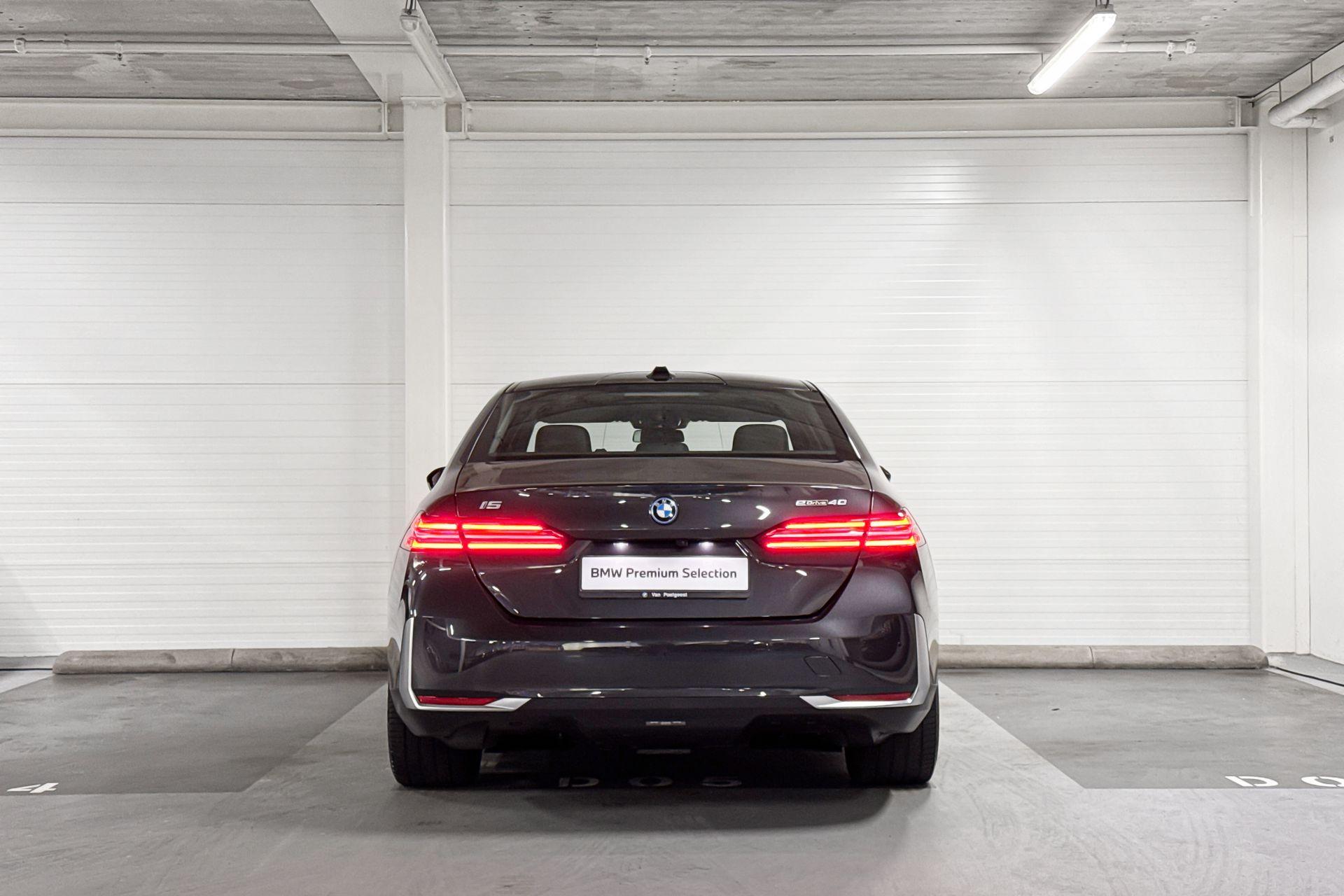 Foto van BMW I5 Edrive40