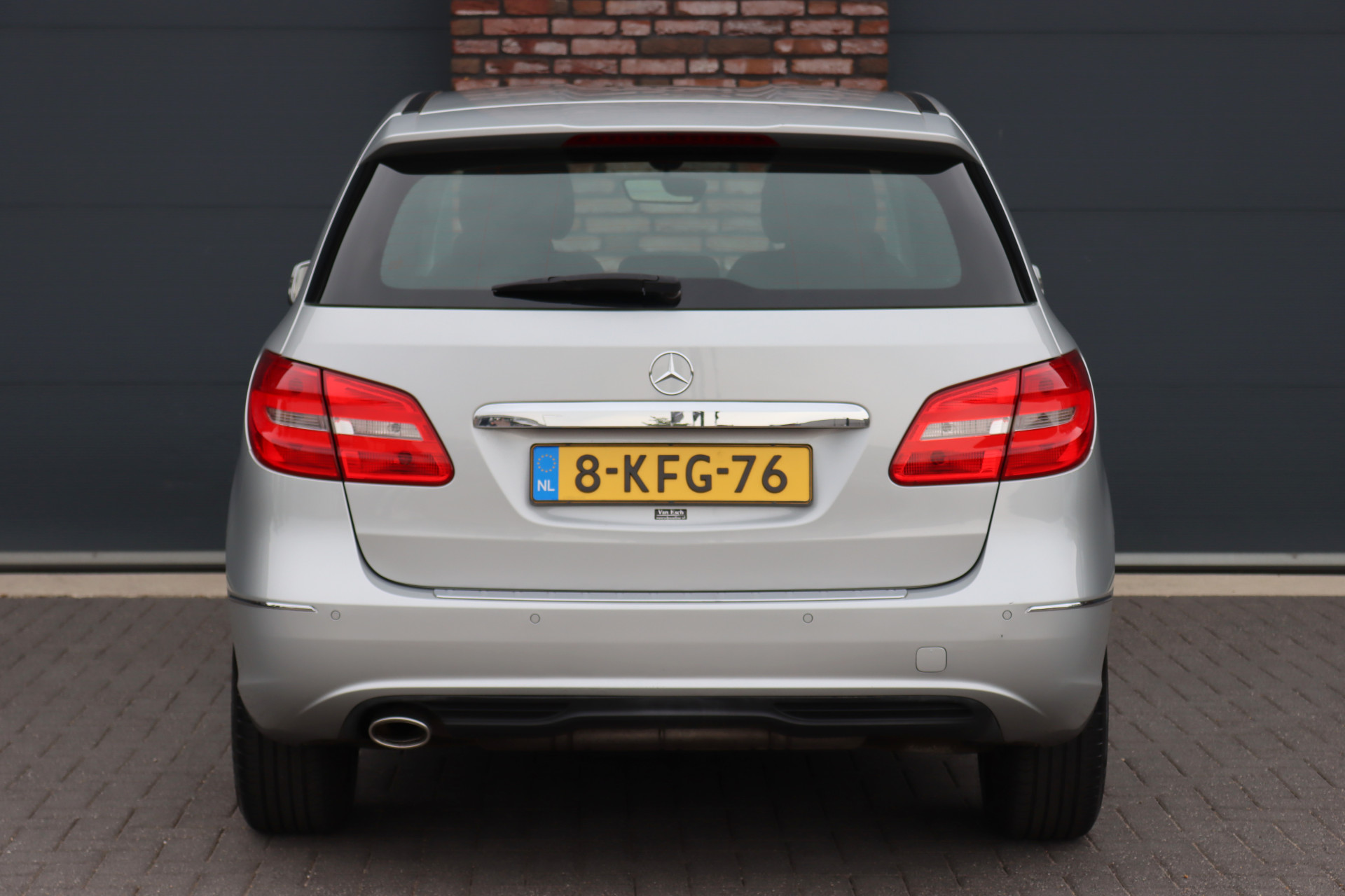 Foto van Mercedes-Benz B 180