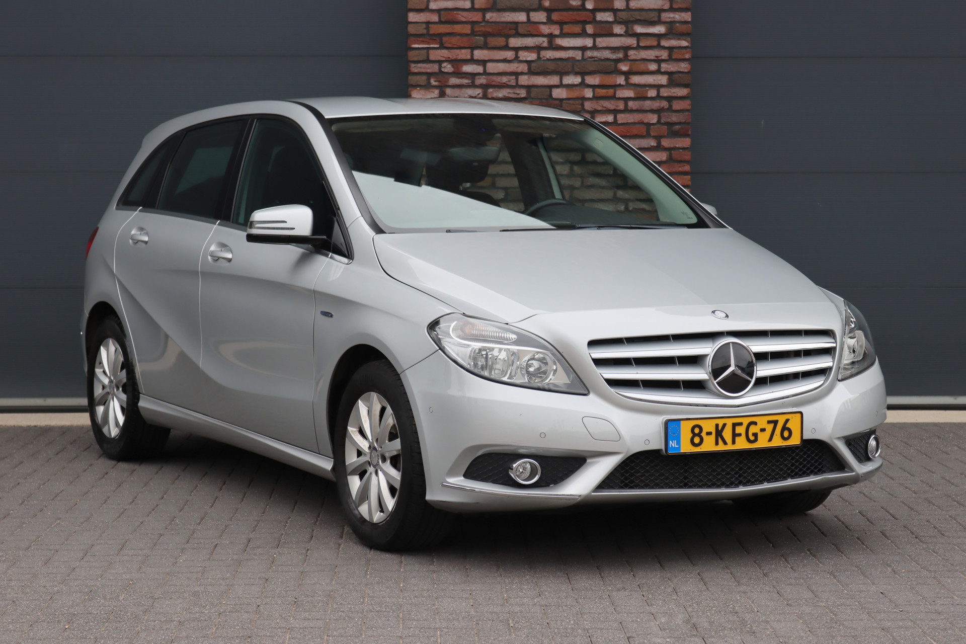 Foto van Mercedes-Benz B 180