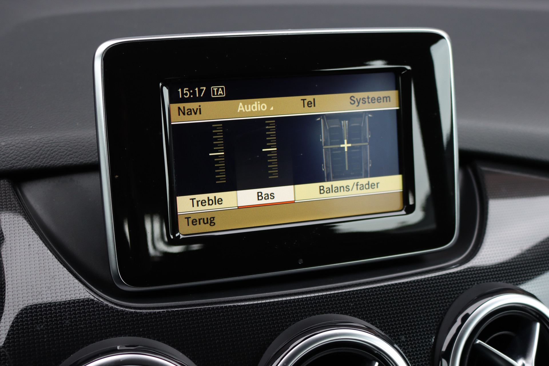 Foto van Mercedes-Benz B 180