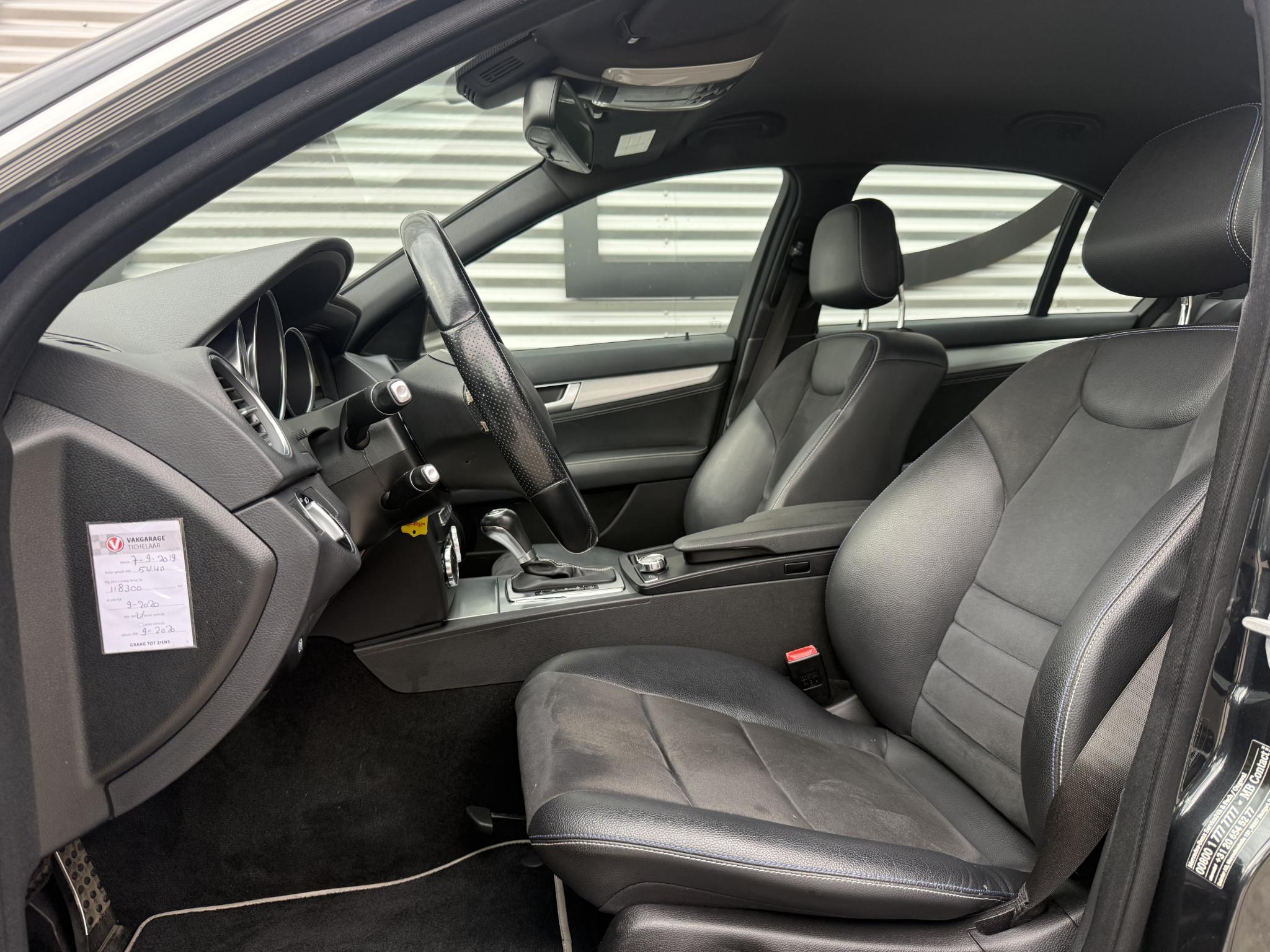 Foto van Mercedes-Benz C 180