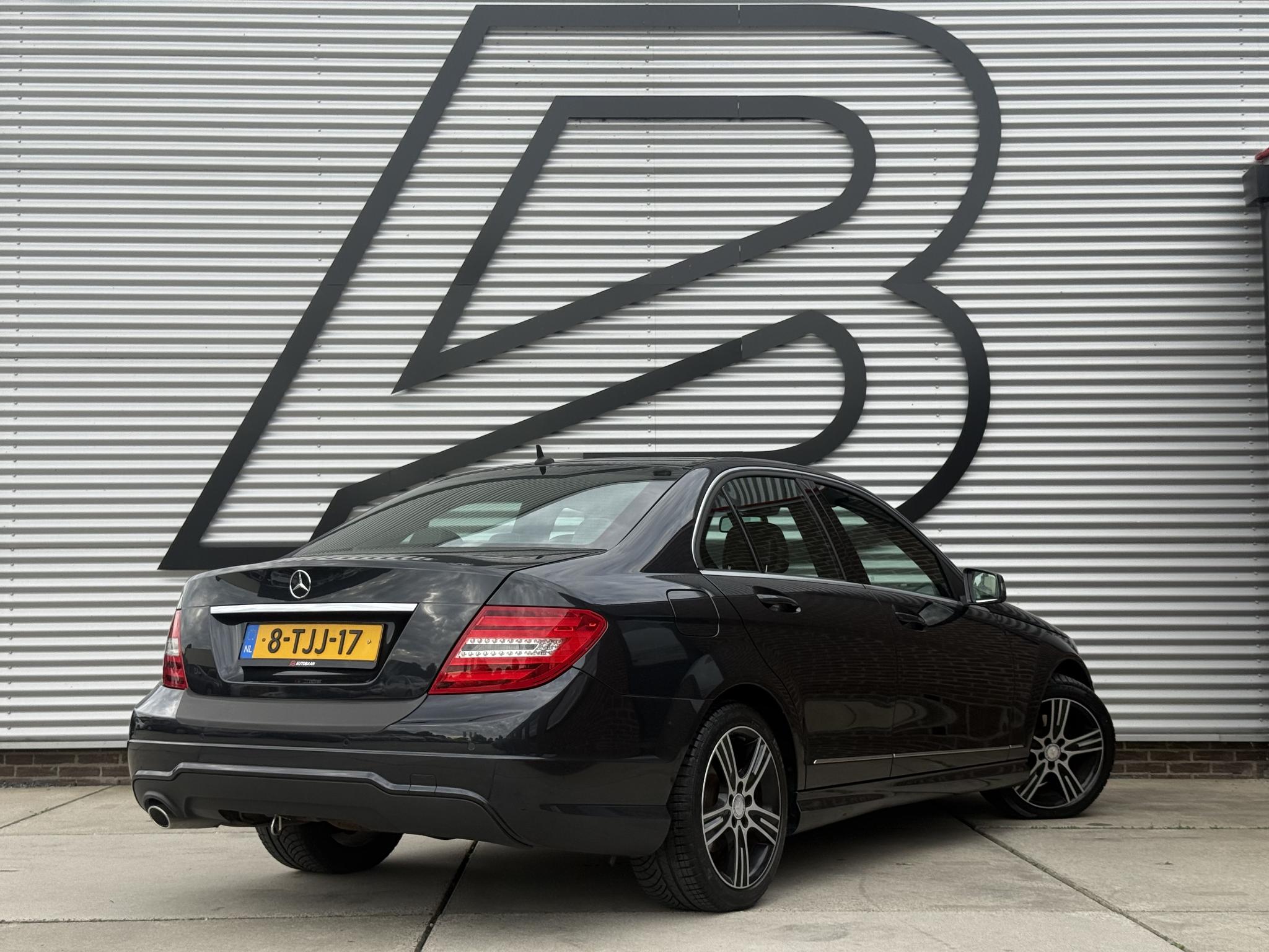 Foto van Mercedes-Benz C 180
