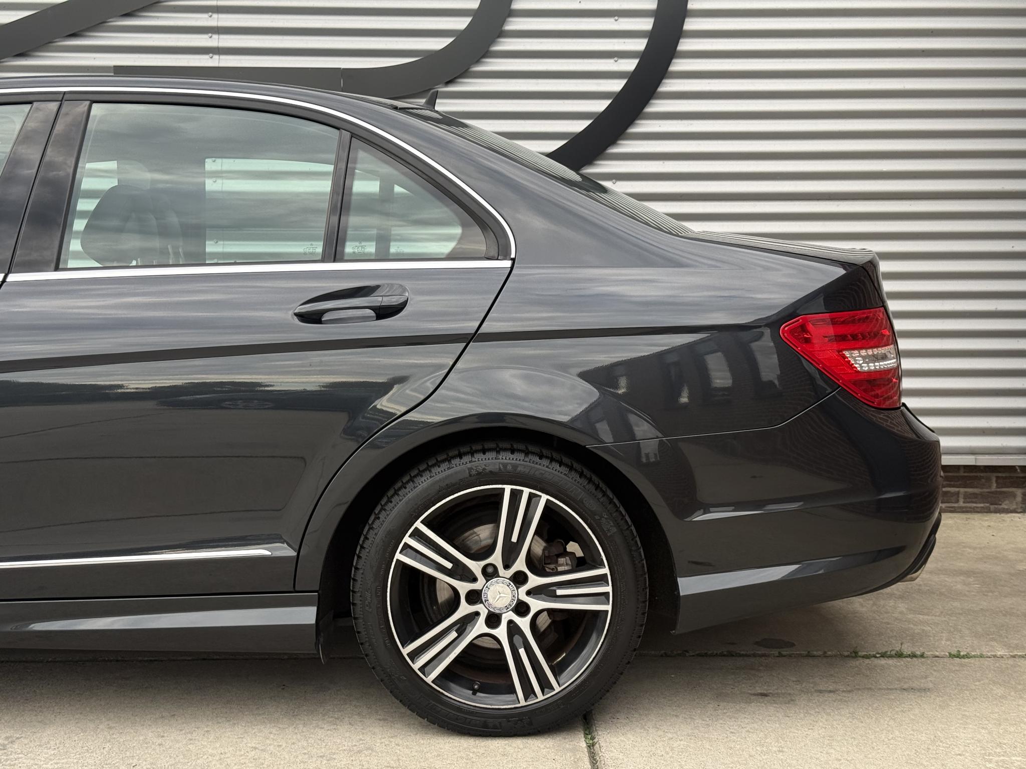 Foto van Mercedes-Benz C 180