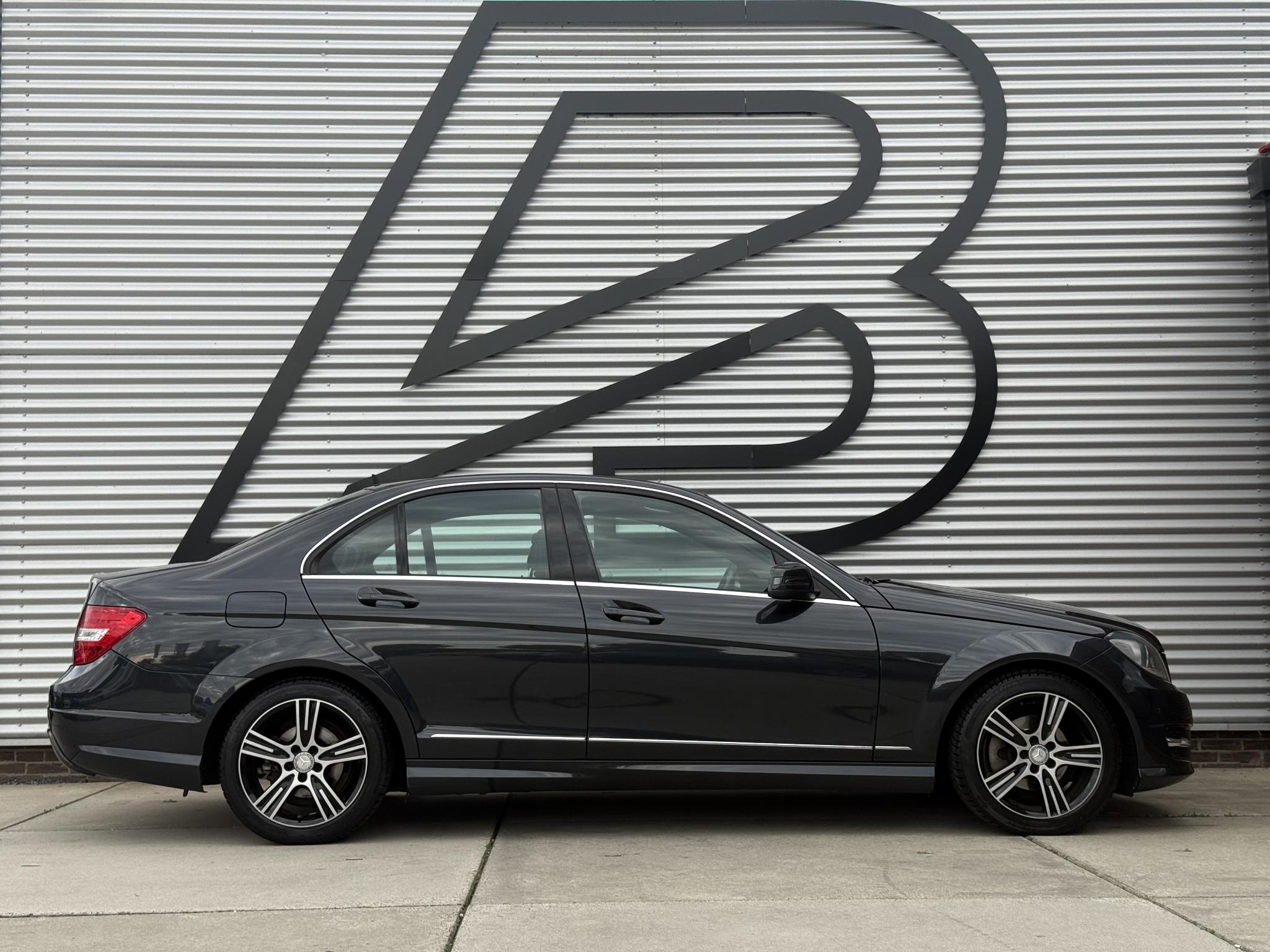 Foto van Mercedes-Benz C 180