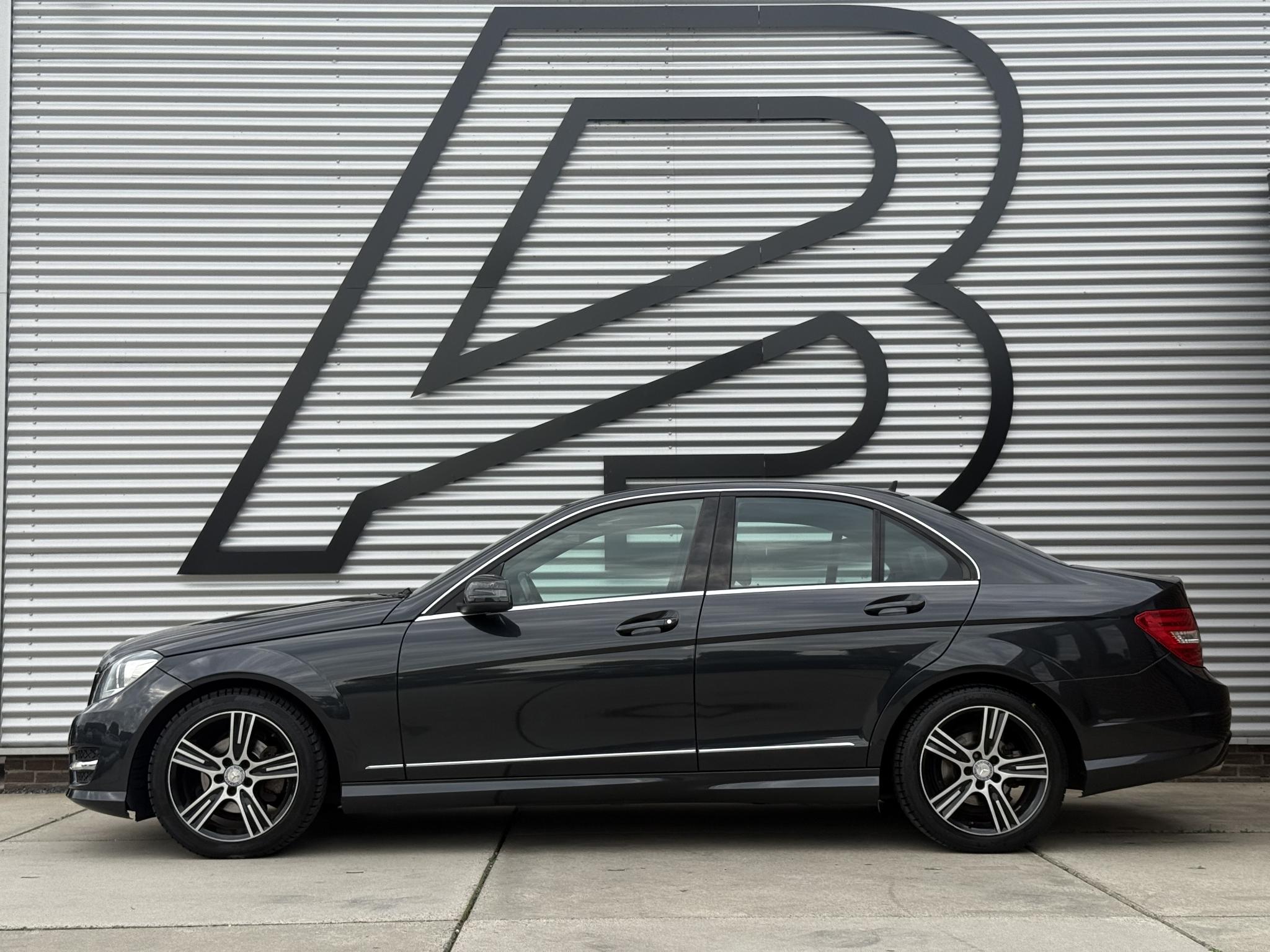 Foto van Mercedes-Benz C 180