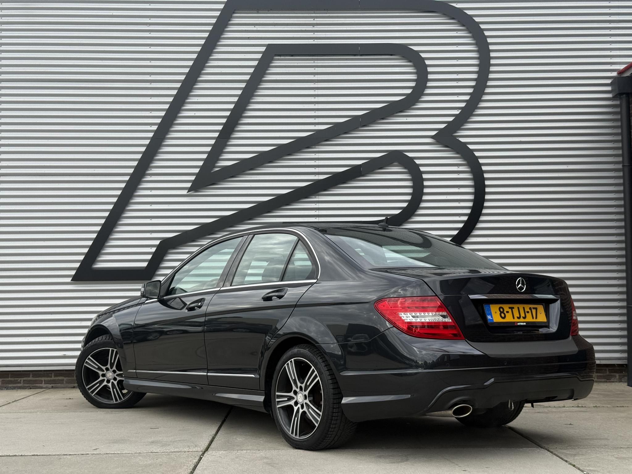 Foto van Mercedes-Benz C 180