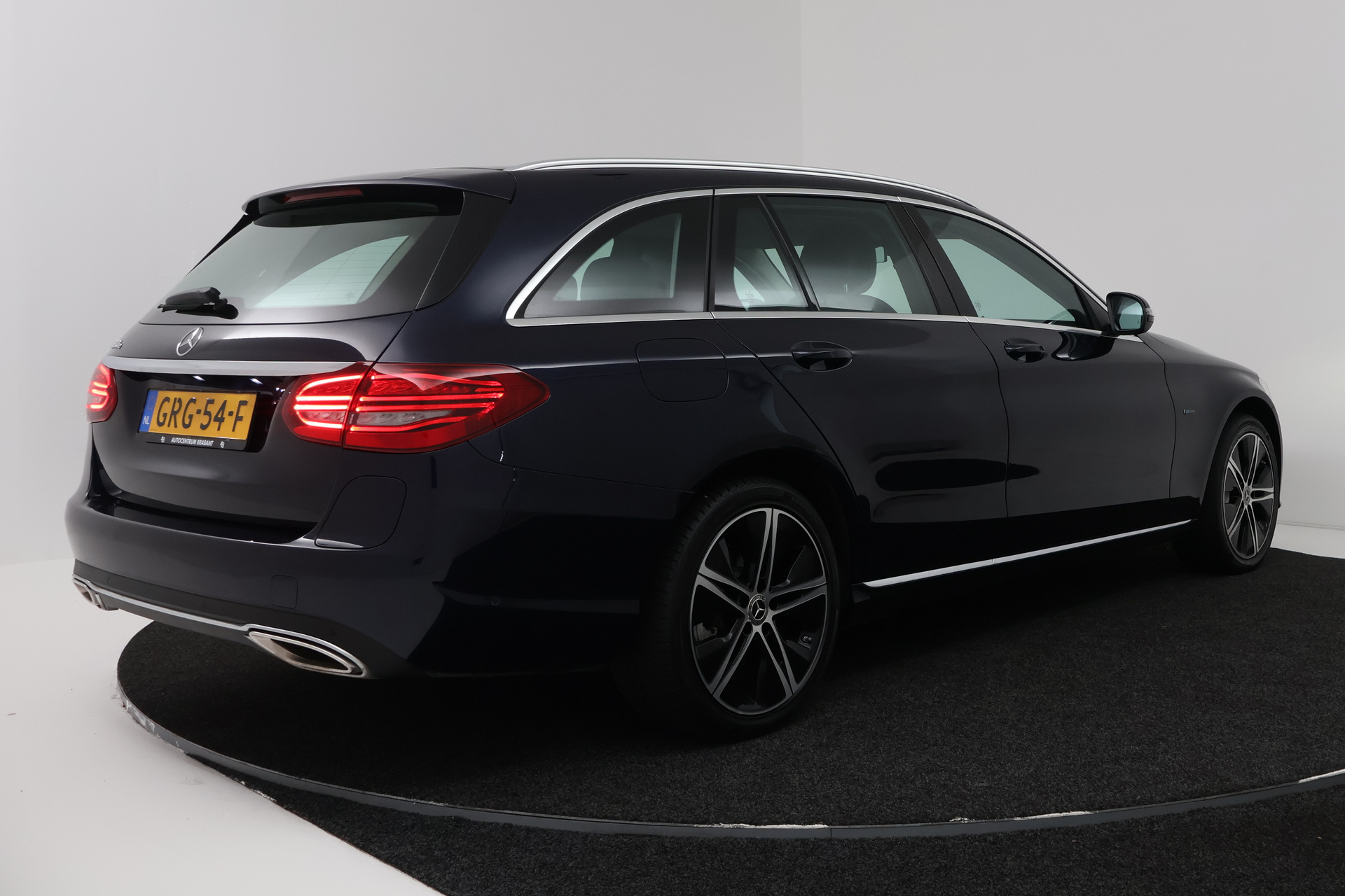 Foto van Mercedes-Benz C 300 E