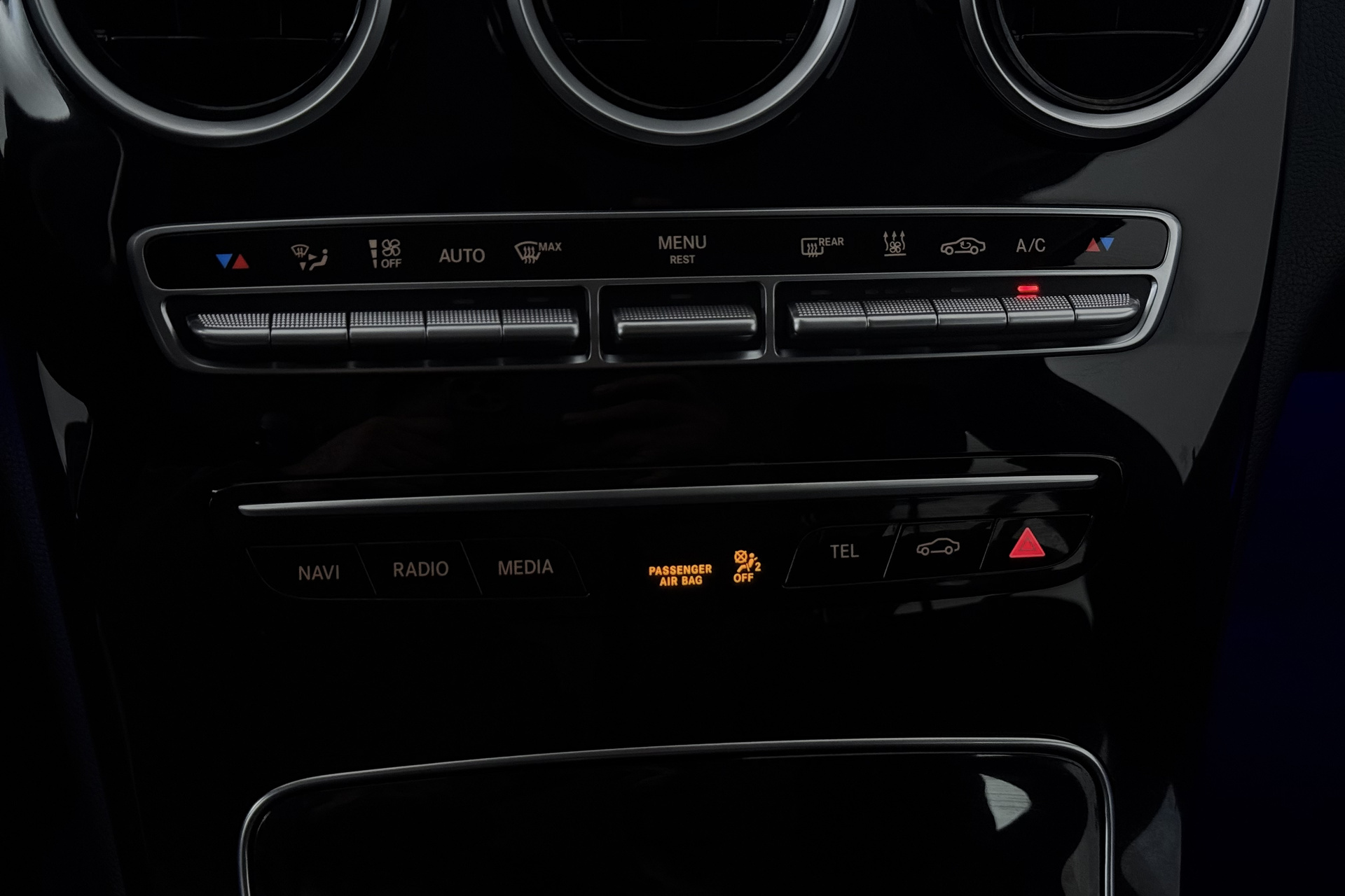 Foto van Mercedes-Benz C 300 E