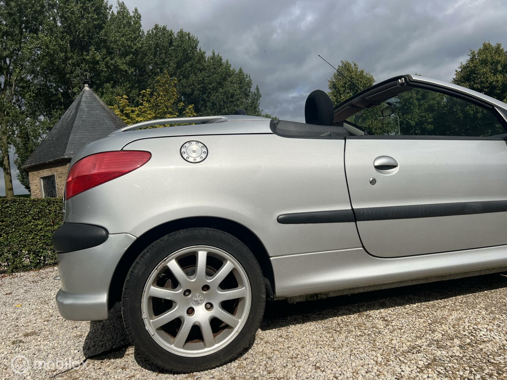 Foto van Peugeot 206 CC