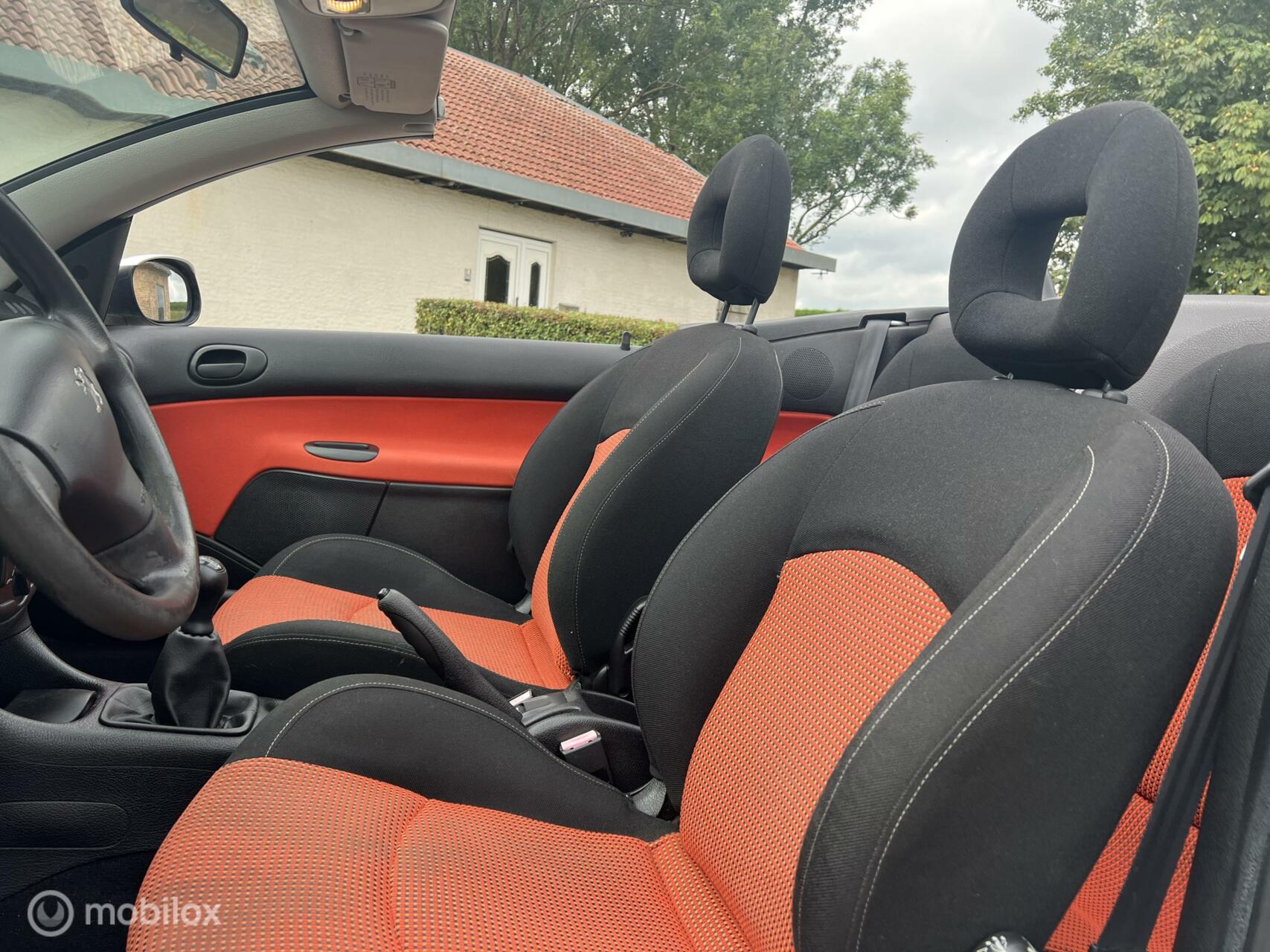 Foto van Peugeot 206 CC