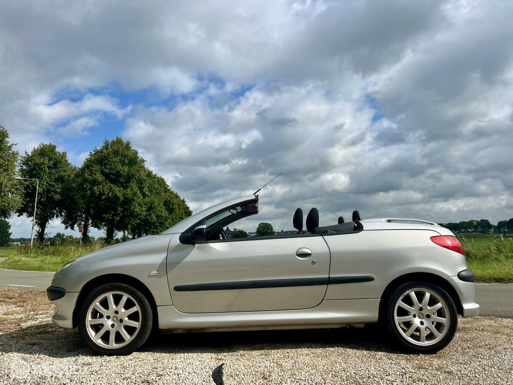 Foto van Peugeot 206 CC