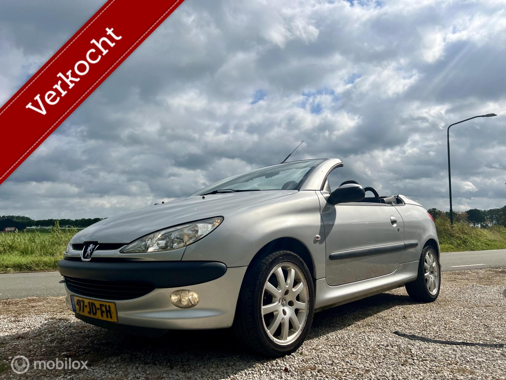 Peugeot 206 CC 1.6-16V, Nette Cabrio, APK April 2027 2002 - voorkant
