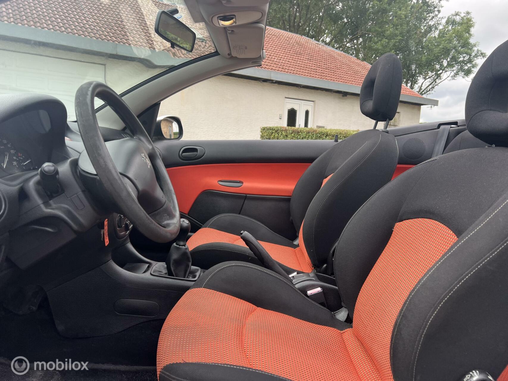 Foto van Peugeot 206 CC
