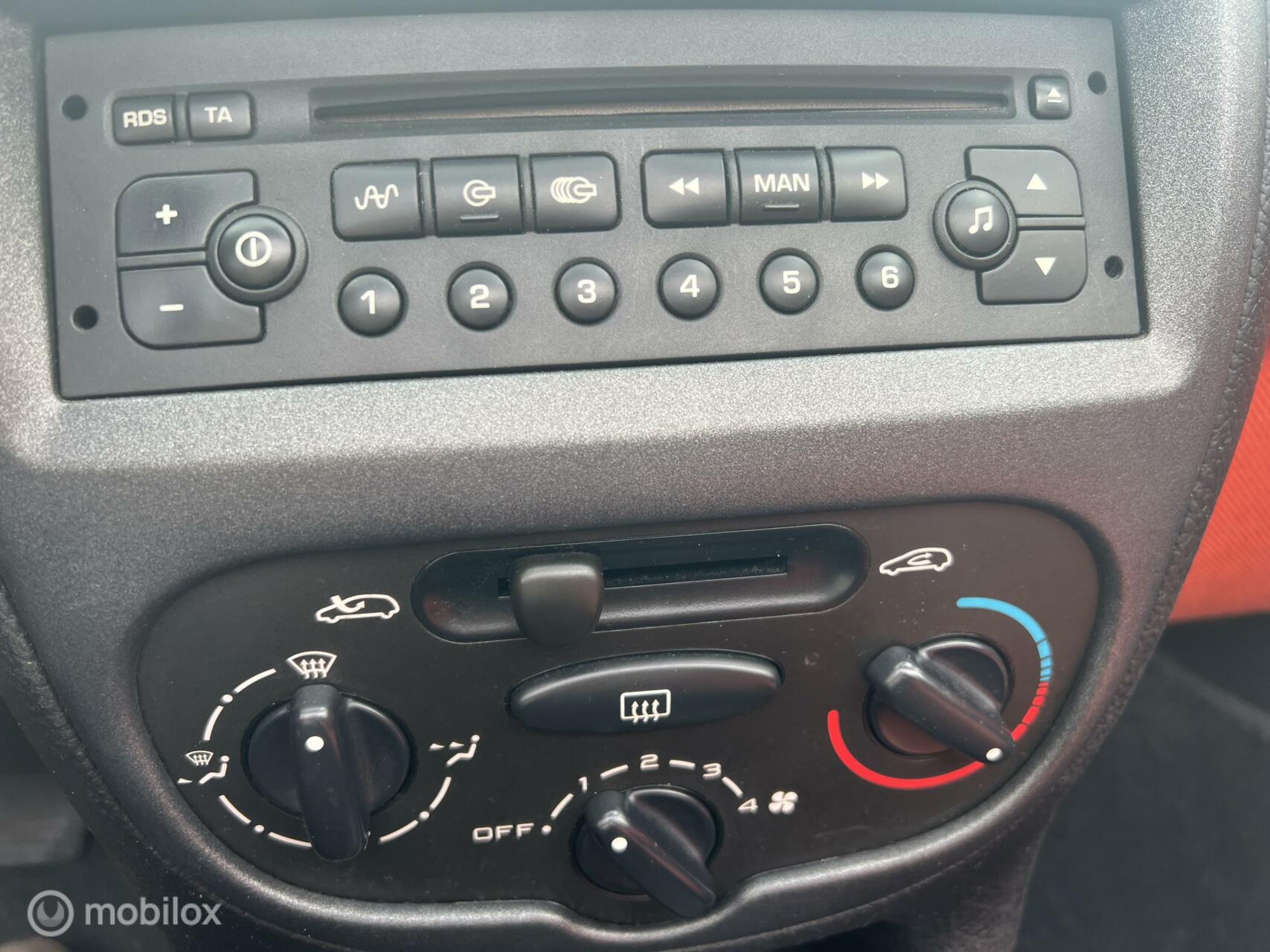 Foto van Peugeot 206 CC