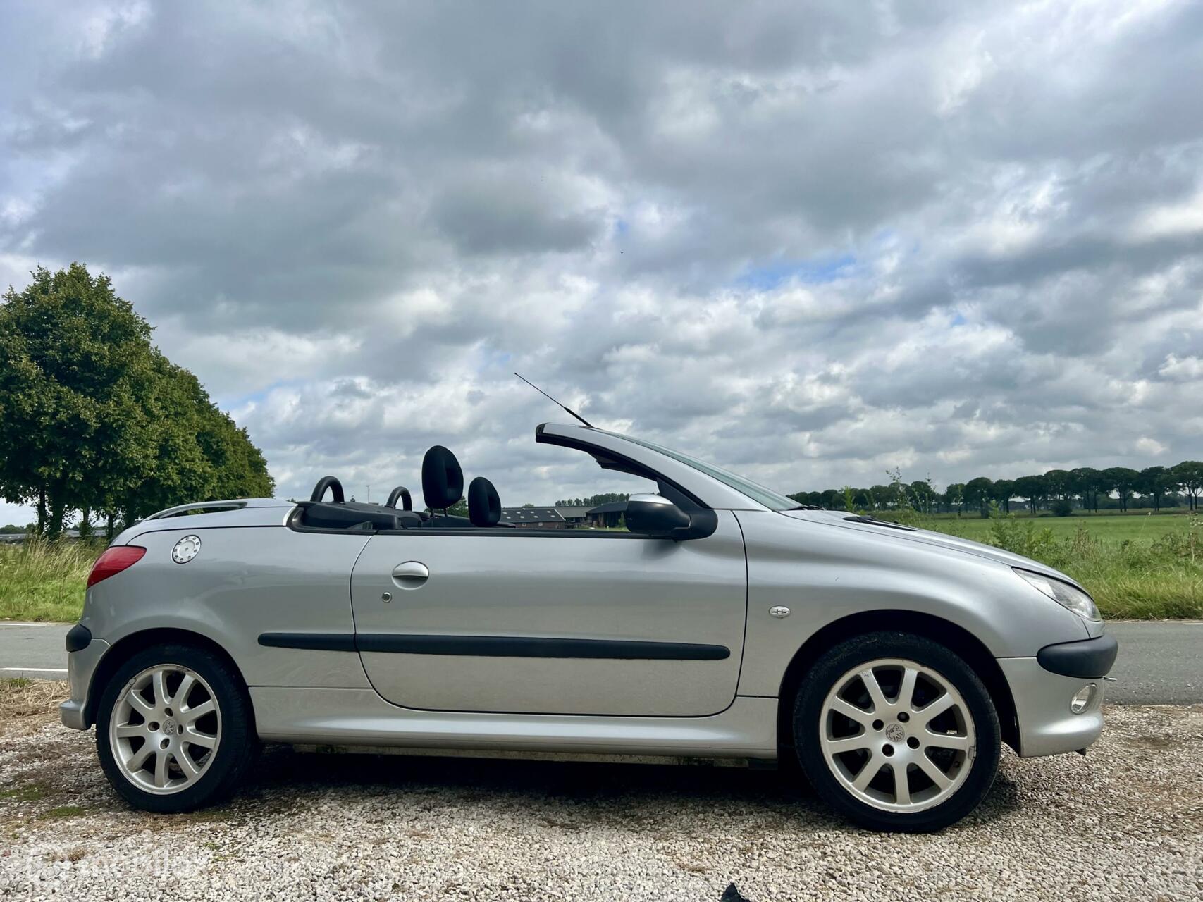 Foto van Peugeot 206 CC