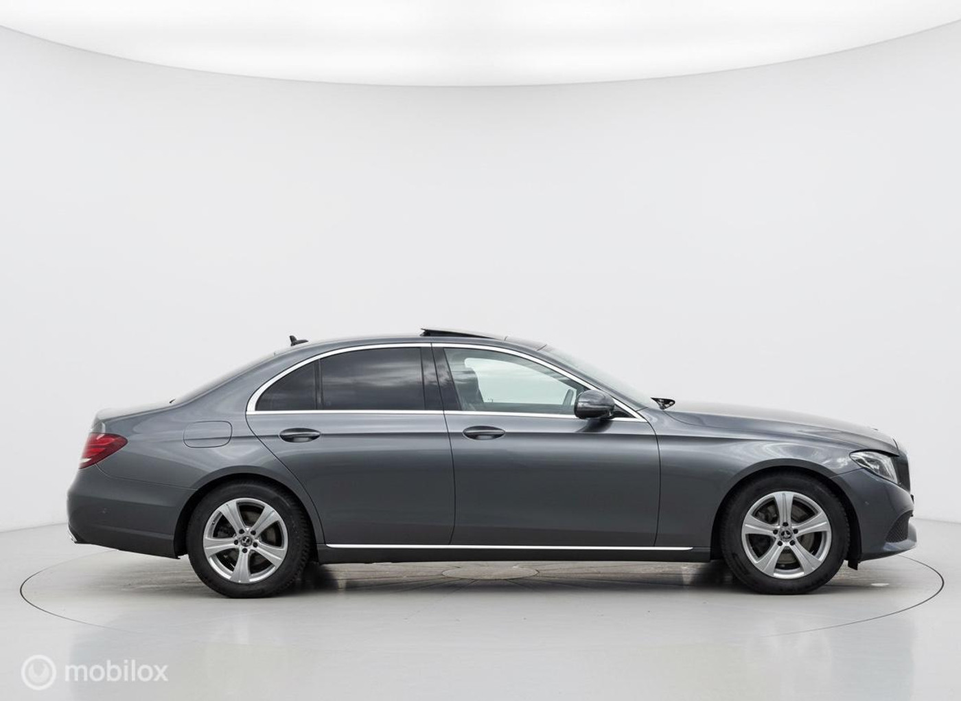 Foto van Mercedes-Benz E 250