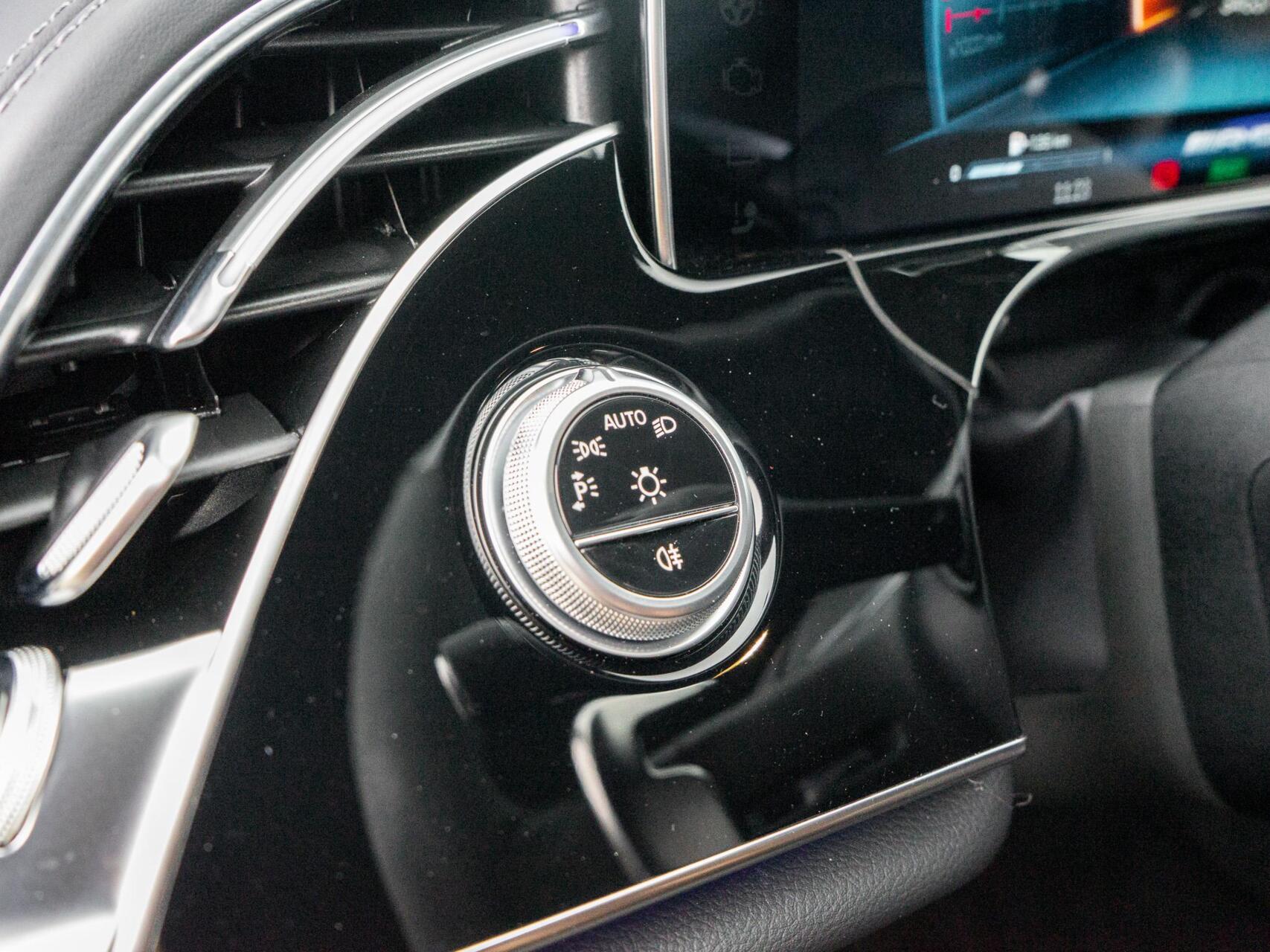 Foto van Mercedes-Benz AMG E 53 Hybrid