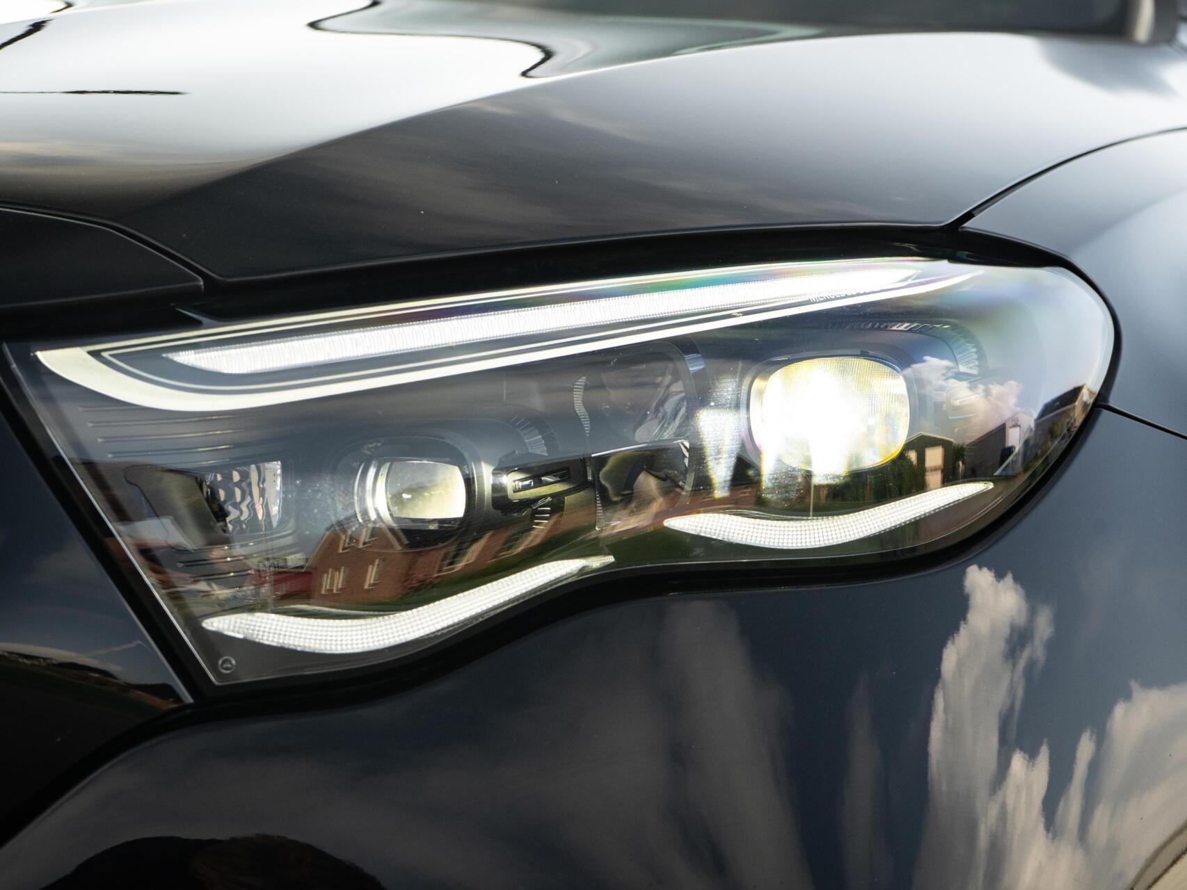 Foto van Mercedes-Benz AMG E 53 Hybrid