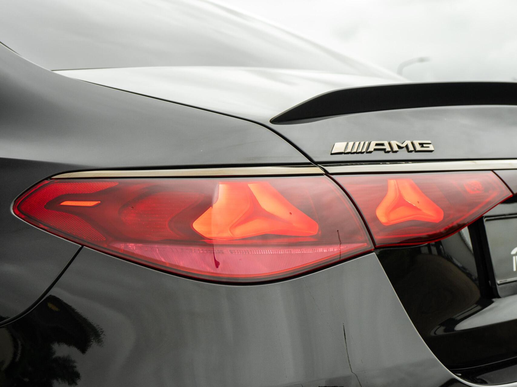 Foto van Mercedes-Benz AMG E 53 Hybrid
