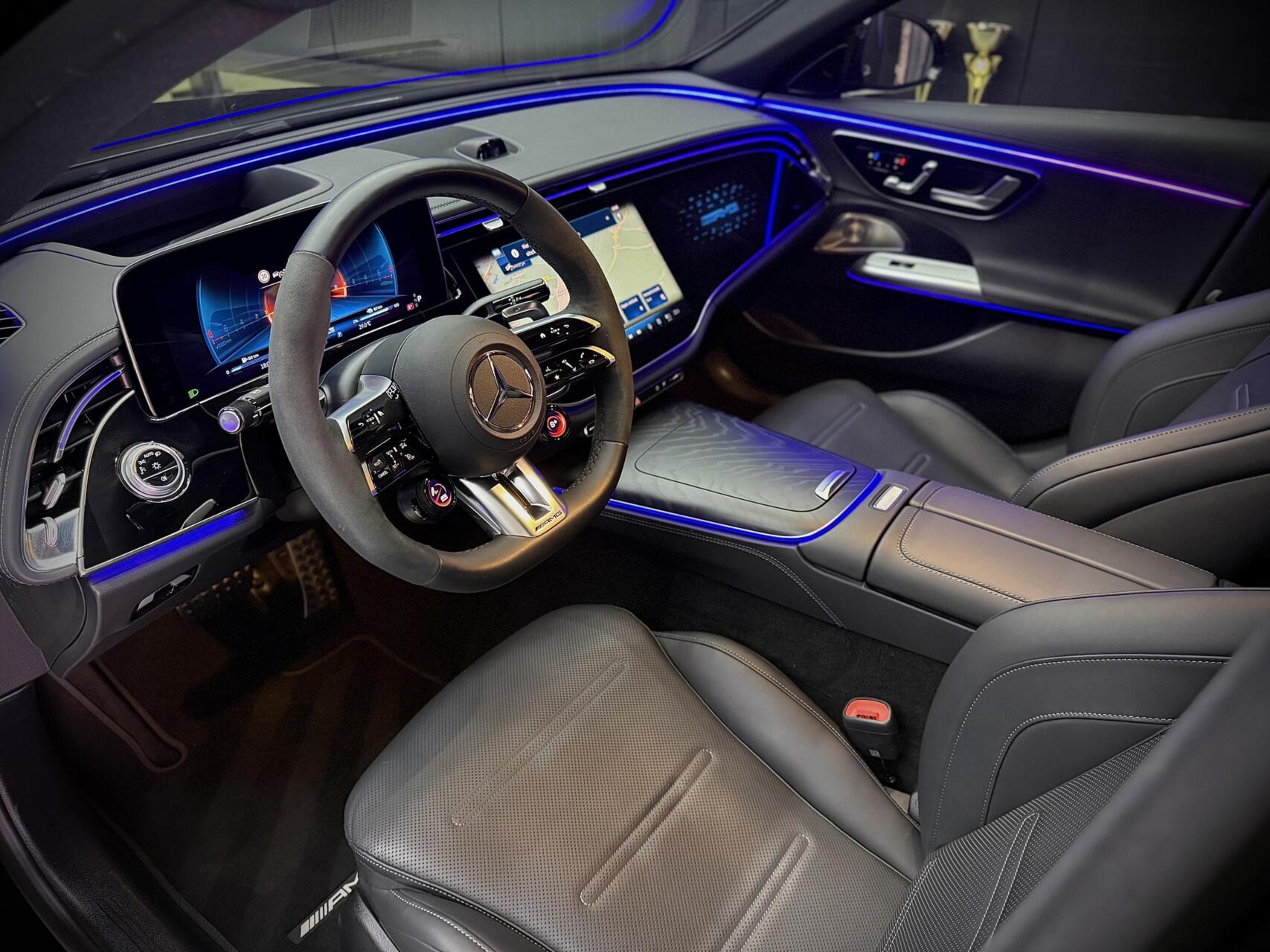 Foto van Mercedes-Benz AMG E 53 Hybrid