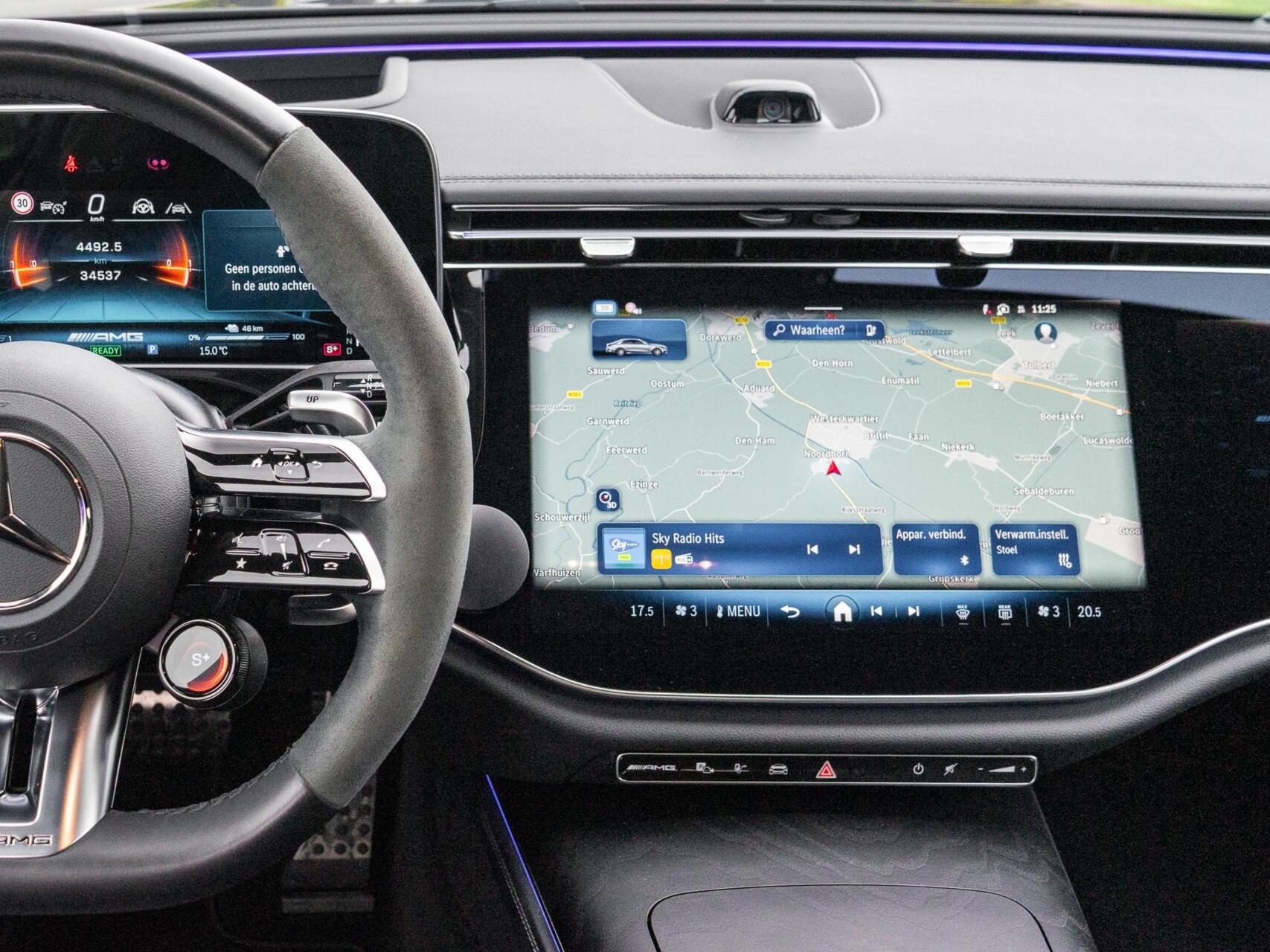 Foto van Mercedes-Benz AMG E 53 Hybrid