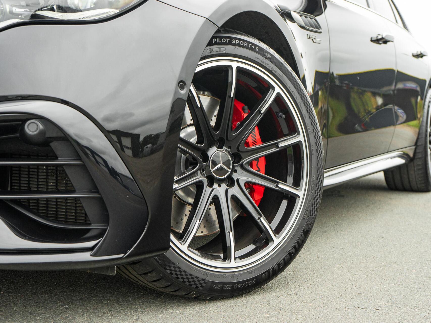 Foto van Mercedes-Benz AMG E 53 Hybrid