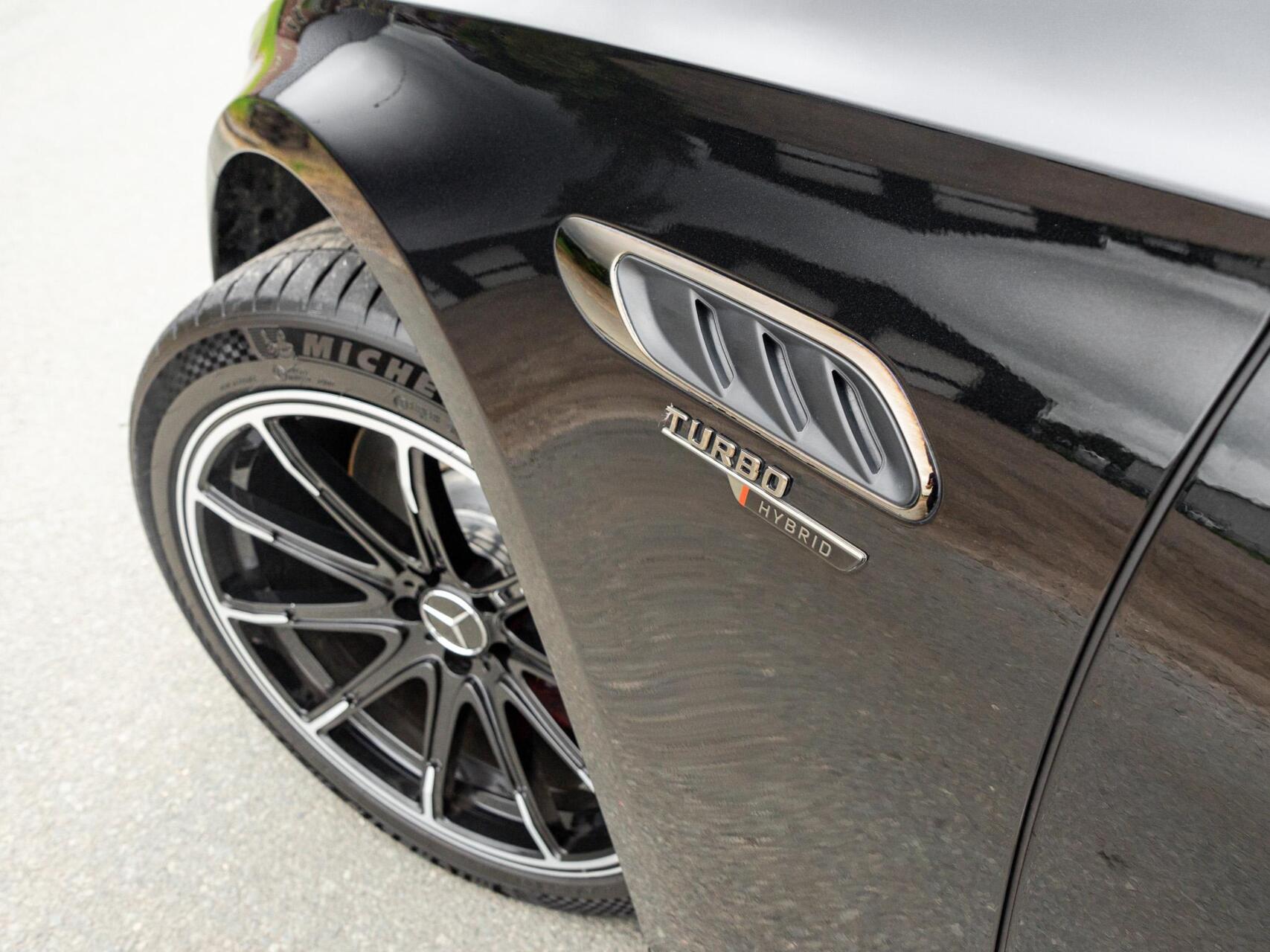 Foto van Mercedes-Benz AMG E 53 Hybrid