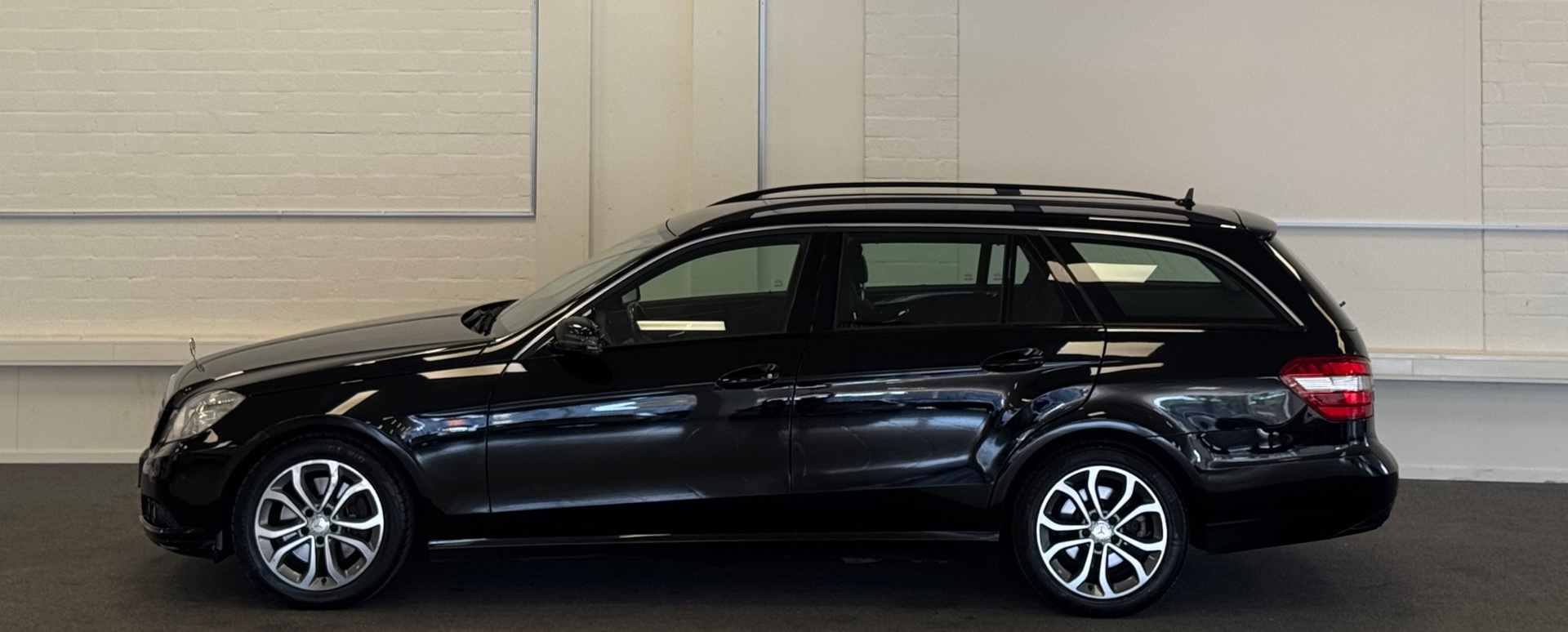 Foto van Mercedes-Benz E 250 Cgi