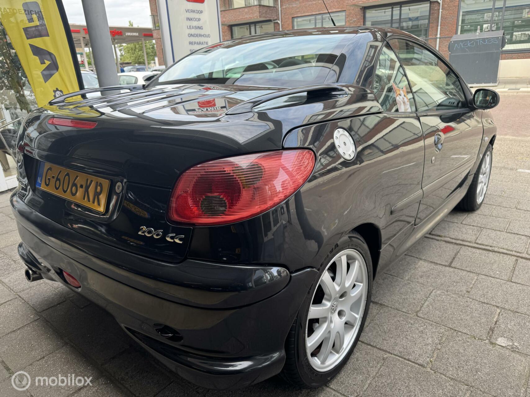 Foto van Peugeot 206 CC