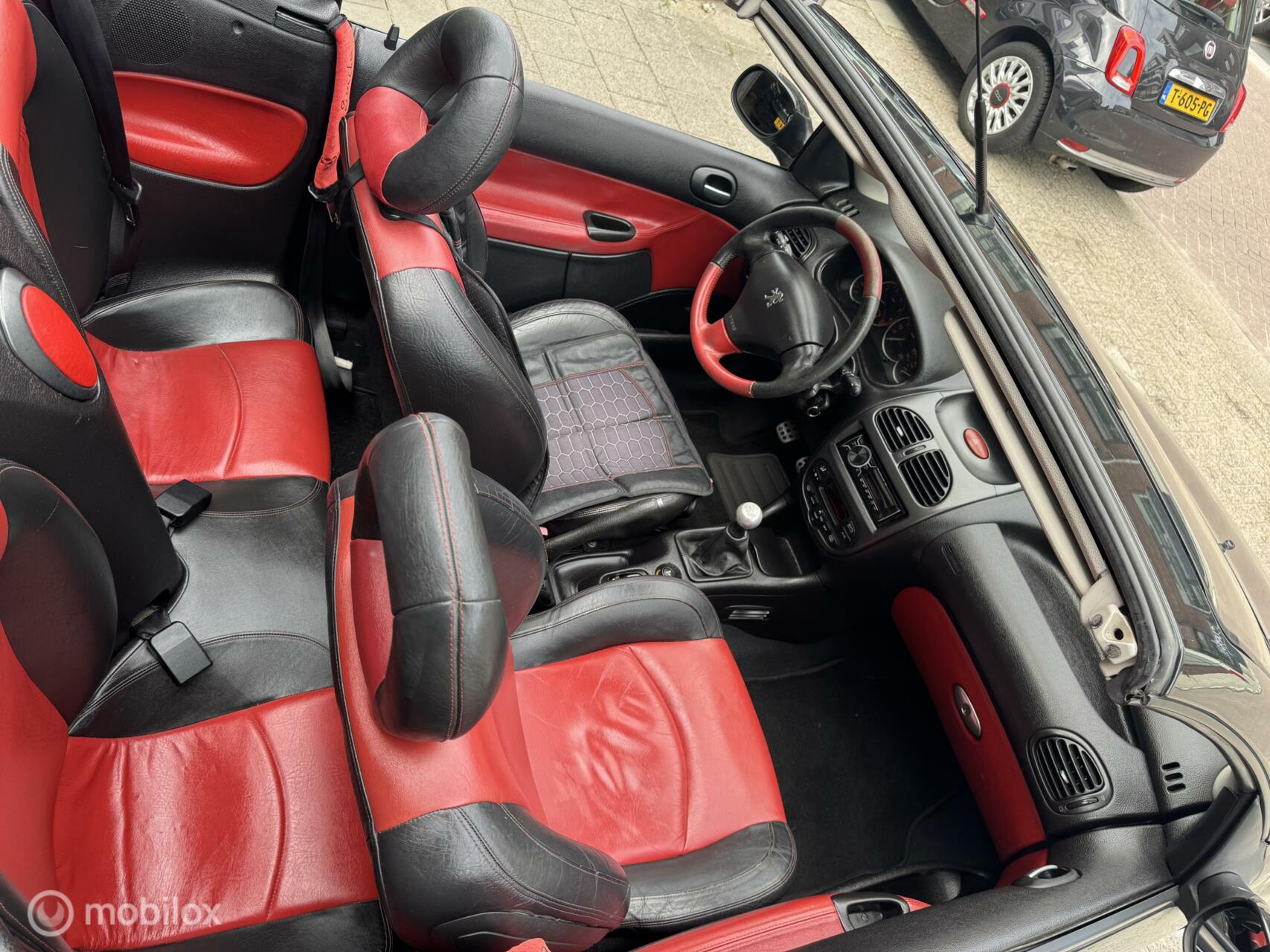 Foto van Peugeot 206 CC