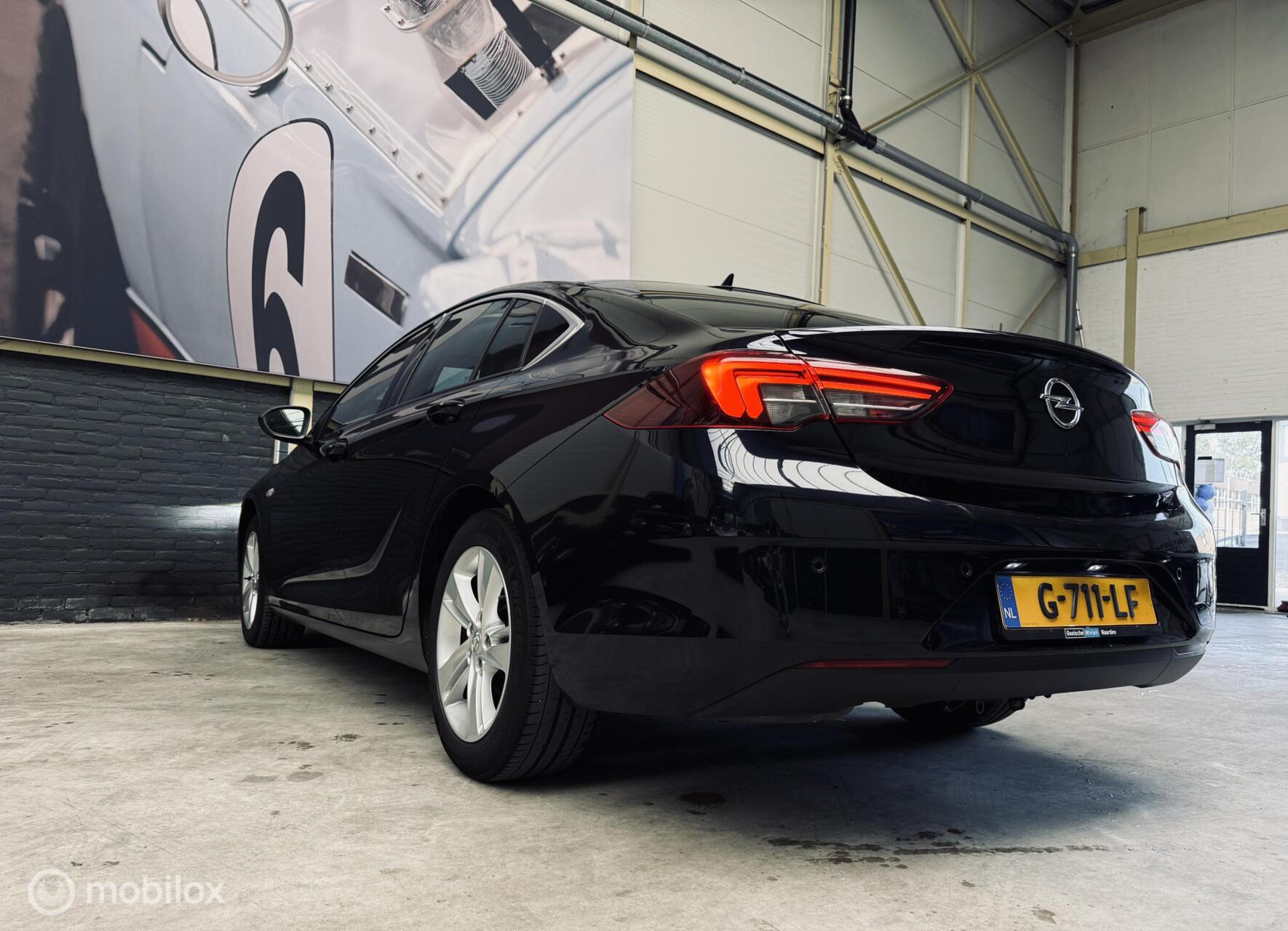 Foto van Opel Insignia Grand Sport