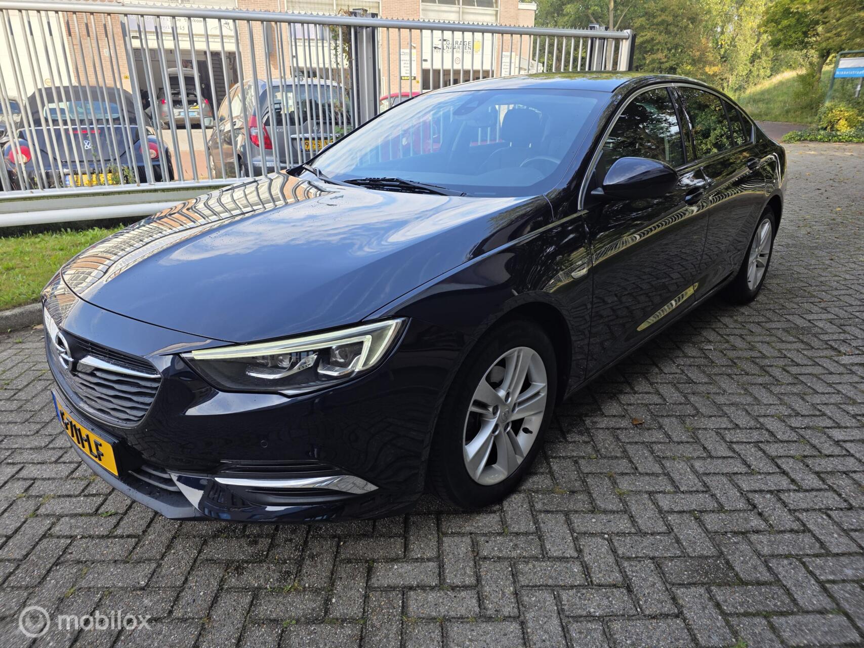 Foto van Opel Insignia Grand Sport