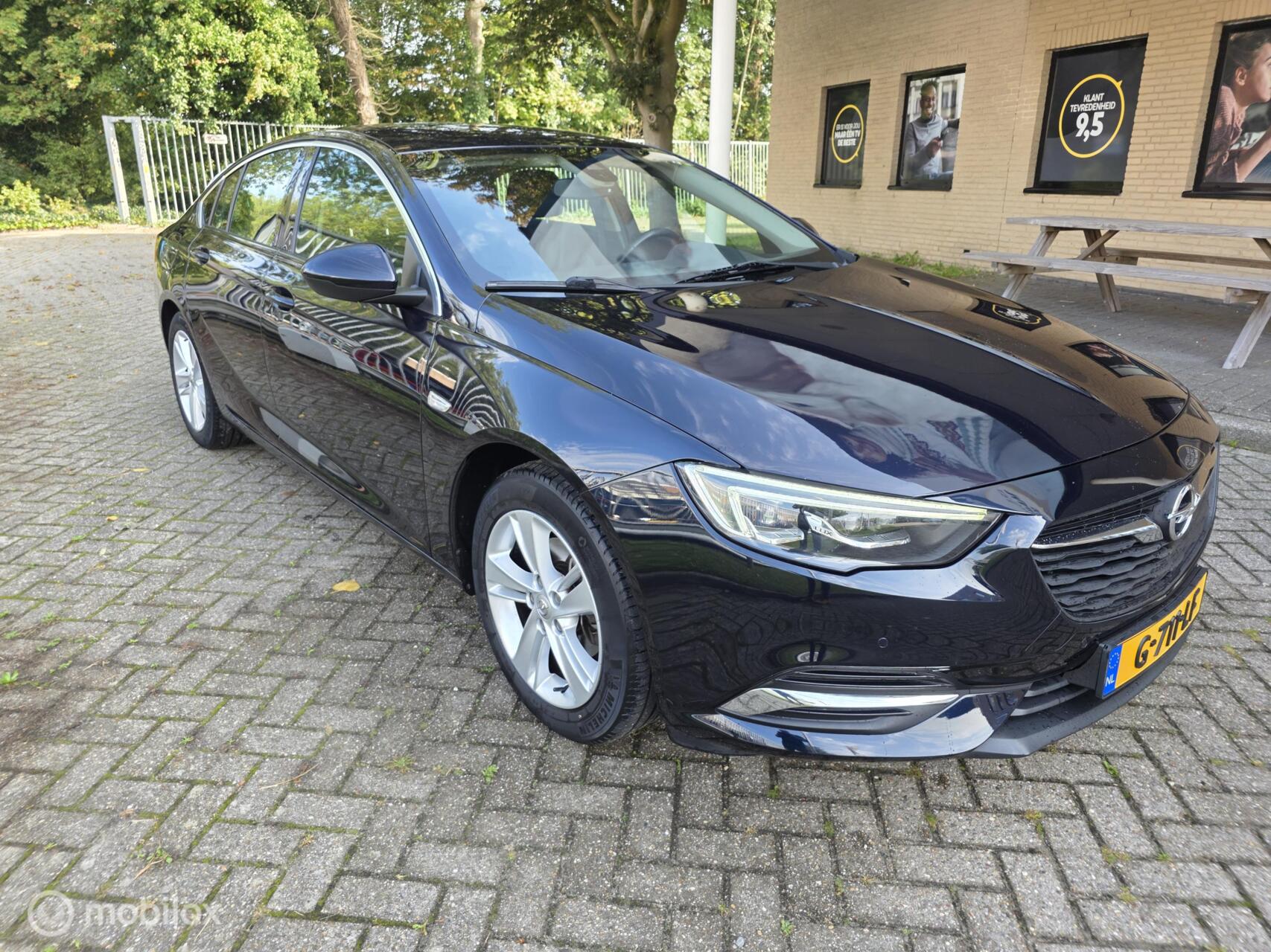Foto van Opel Insignia Grand Sport