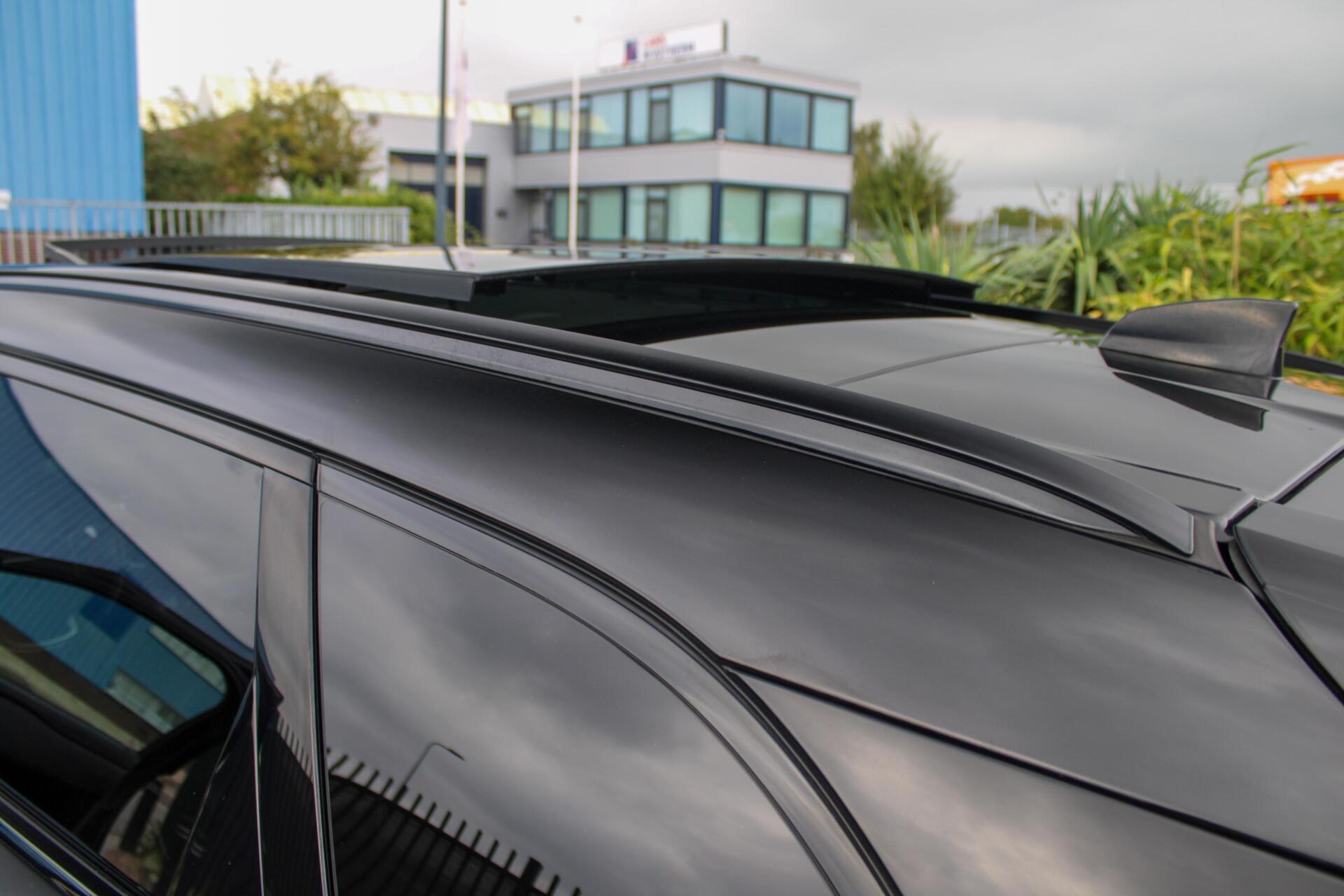 Foto van Land Rover Range Rover Velar