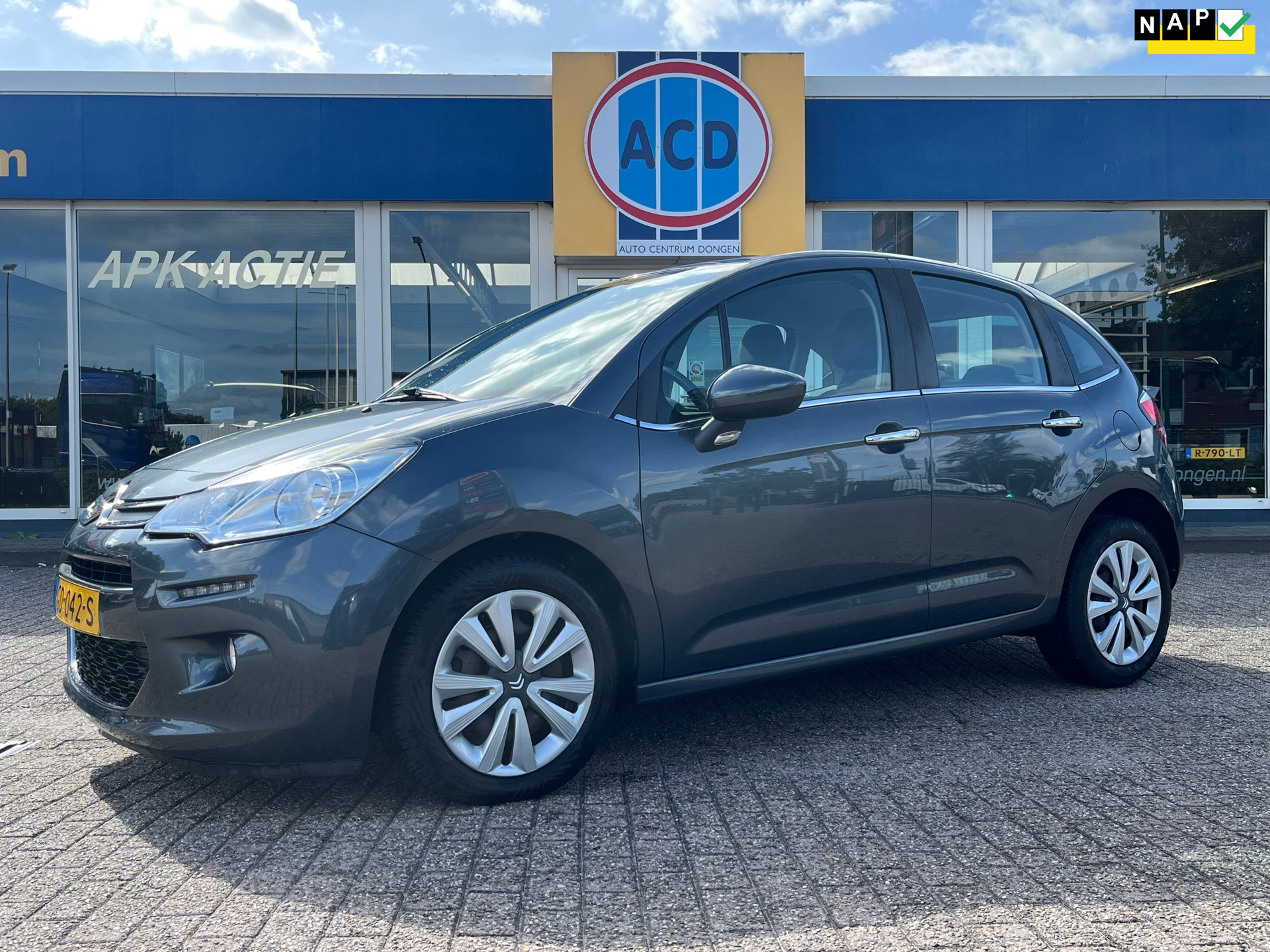 Citroen C3 1.2 PureTech Collection 2015 - voorkant