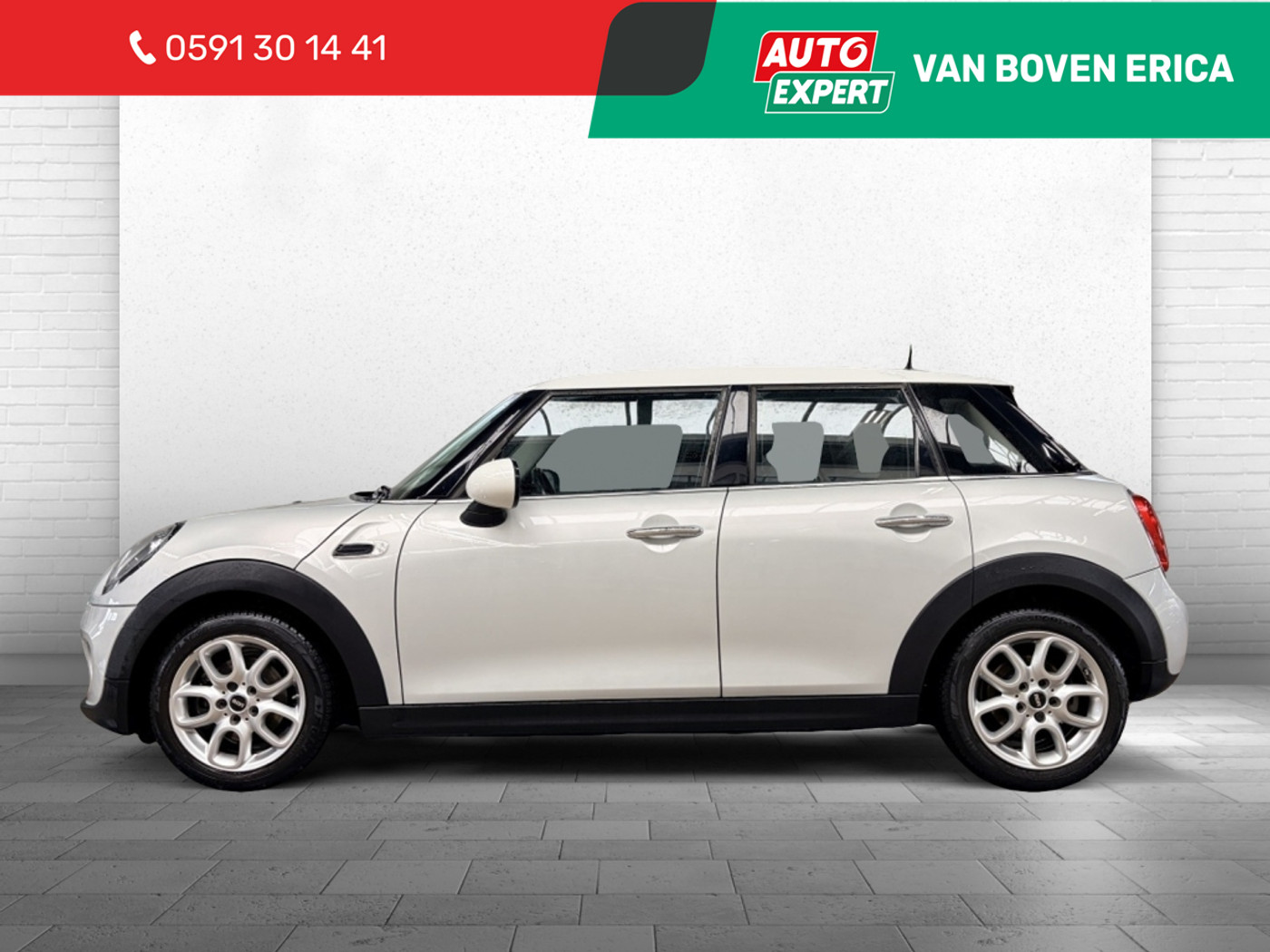 Mini Cooper 1.5 Cooper Business 136PK Cruise Navi BT-tel 2015 - voorkant