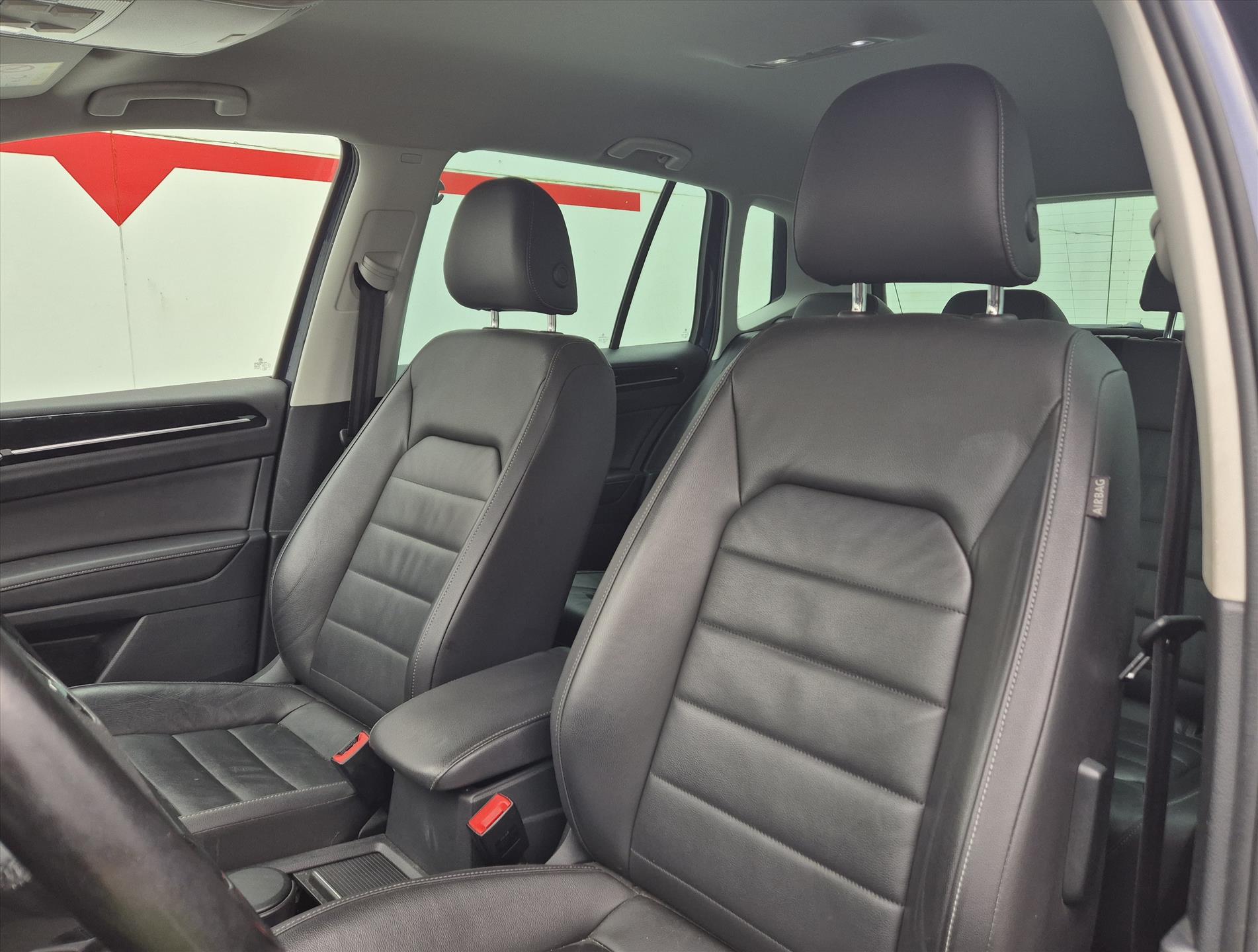 Foto van Volkswagen Golf Sportsvan