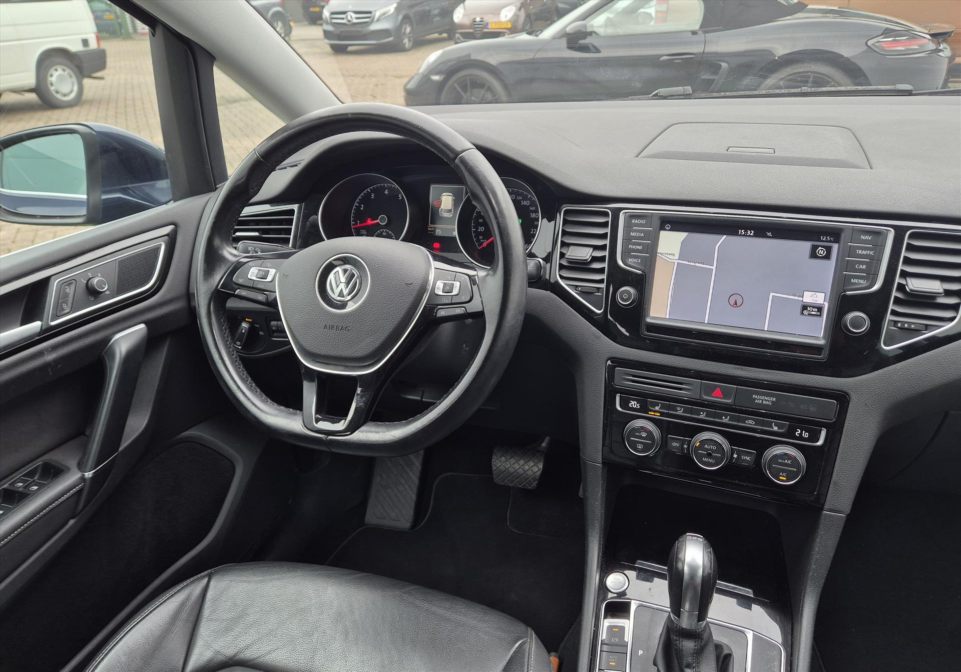 Foto van Volkswagen Golf Sportsvan