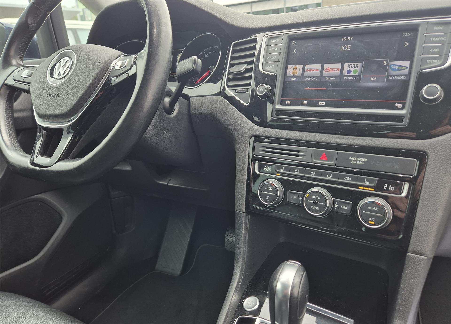 Foto van Volkswagen Golf Sportsvan