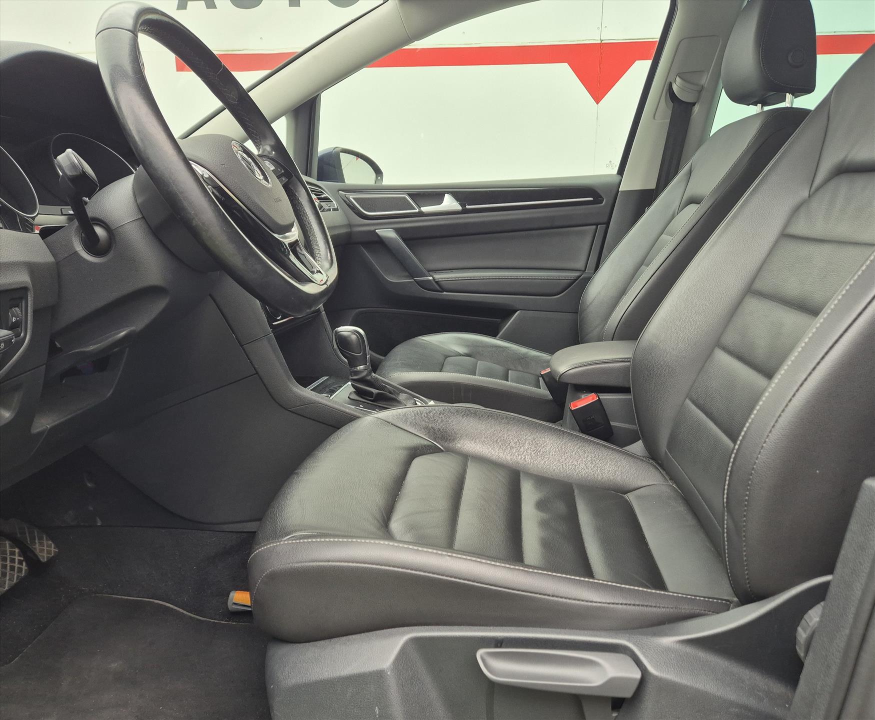 Foto van Volkswagen Golf Sportsvan