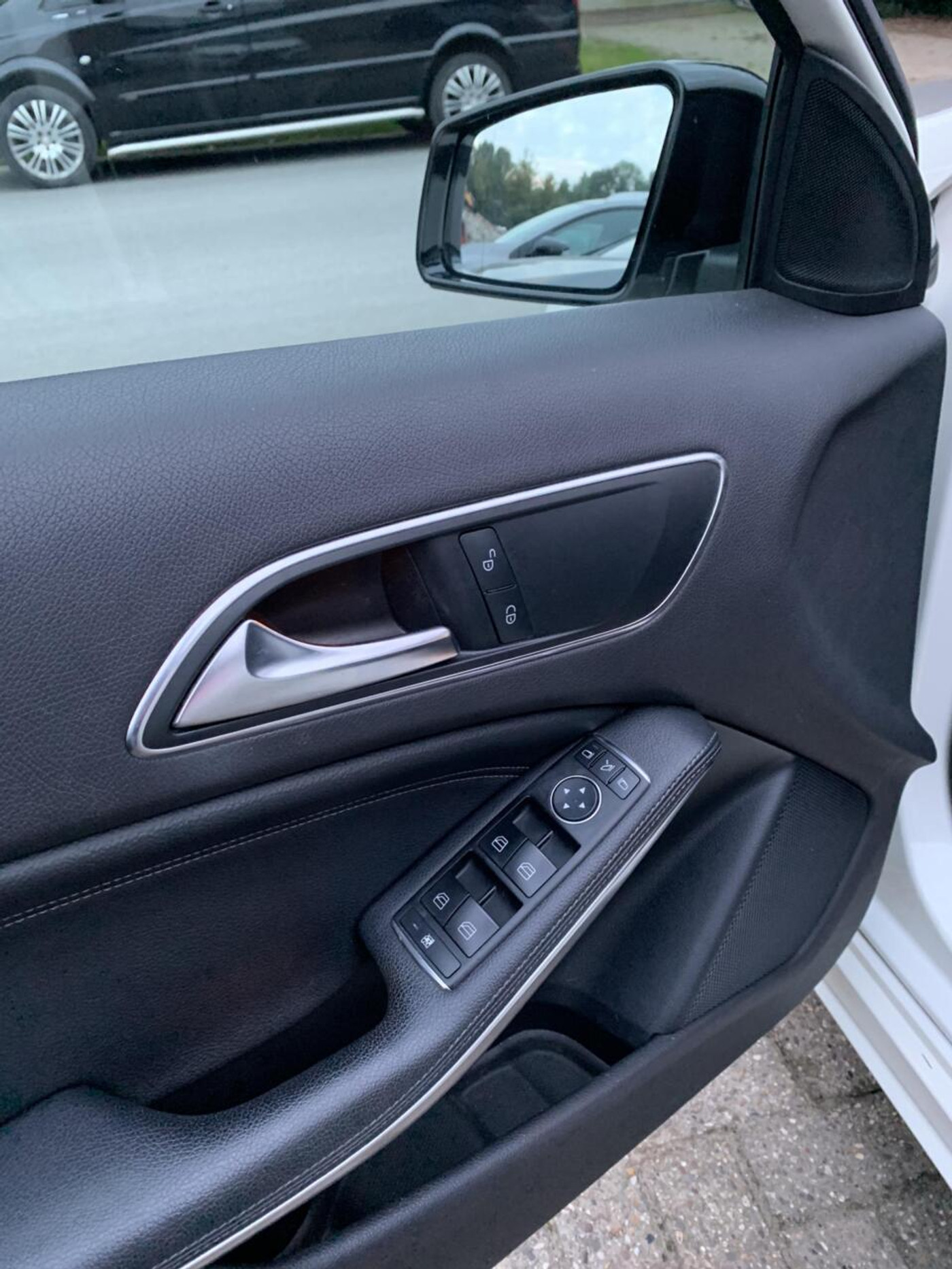 Foto van Mercedes-Benz A 200