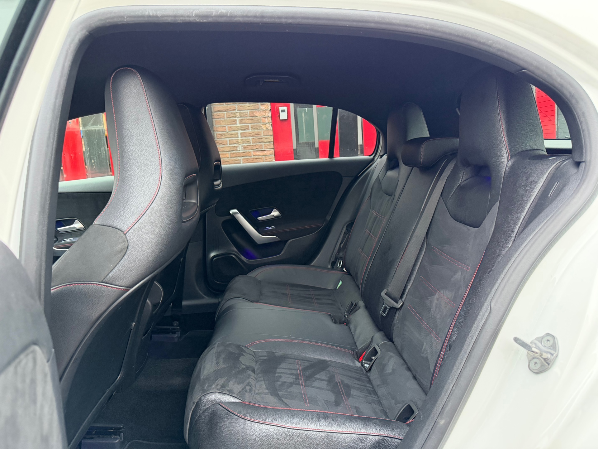 Foto van Mercedes-Benz A 220